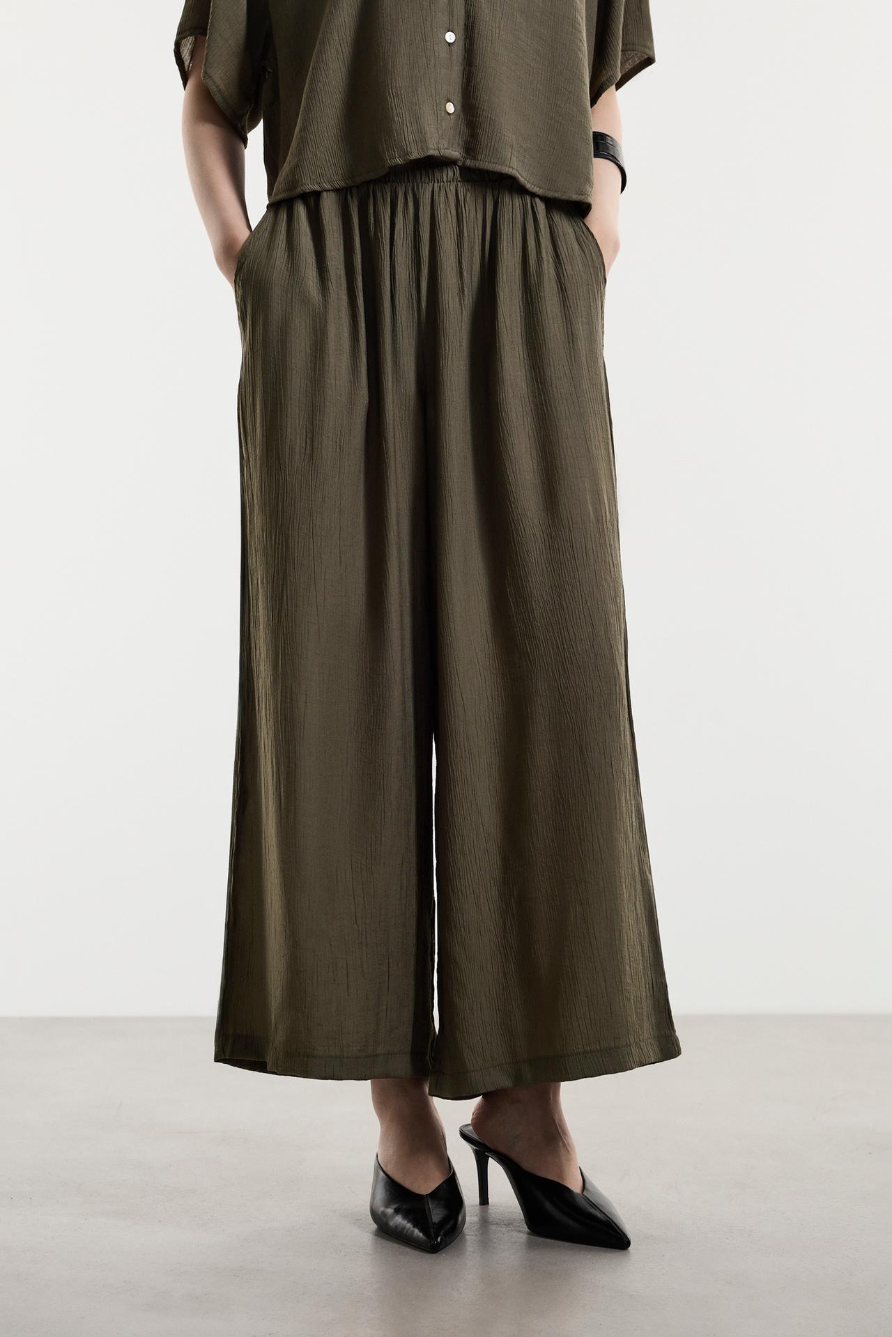 Textured culottes — DARK KHAKI