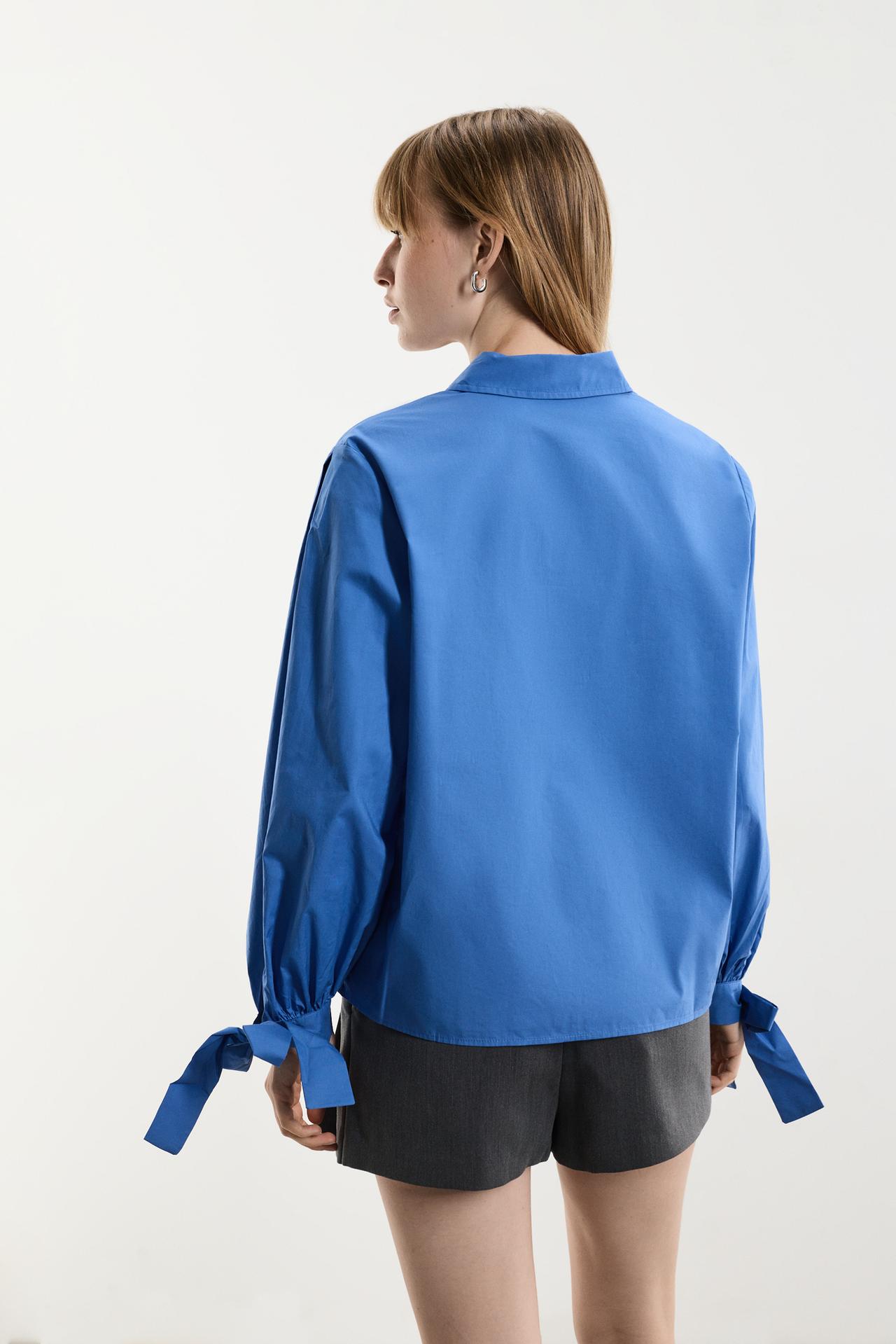Shirt with tie cuffs — BLUE