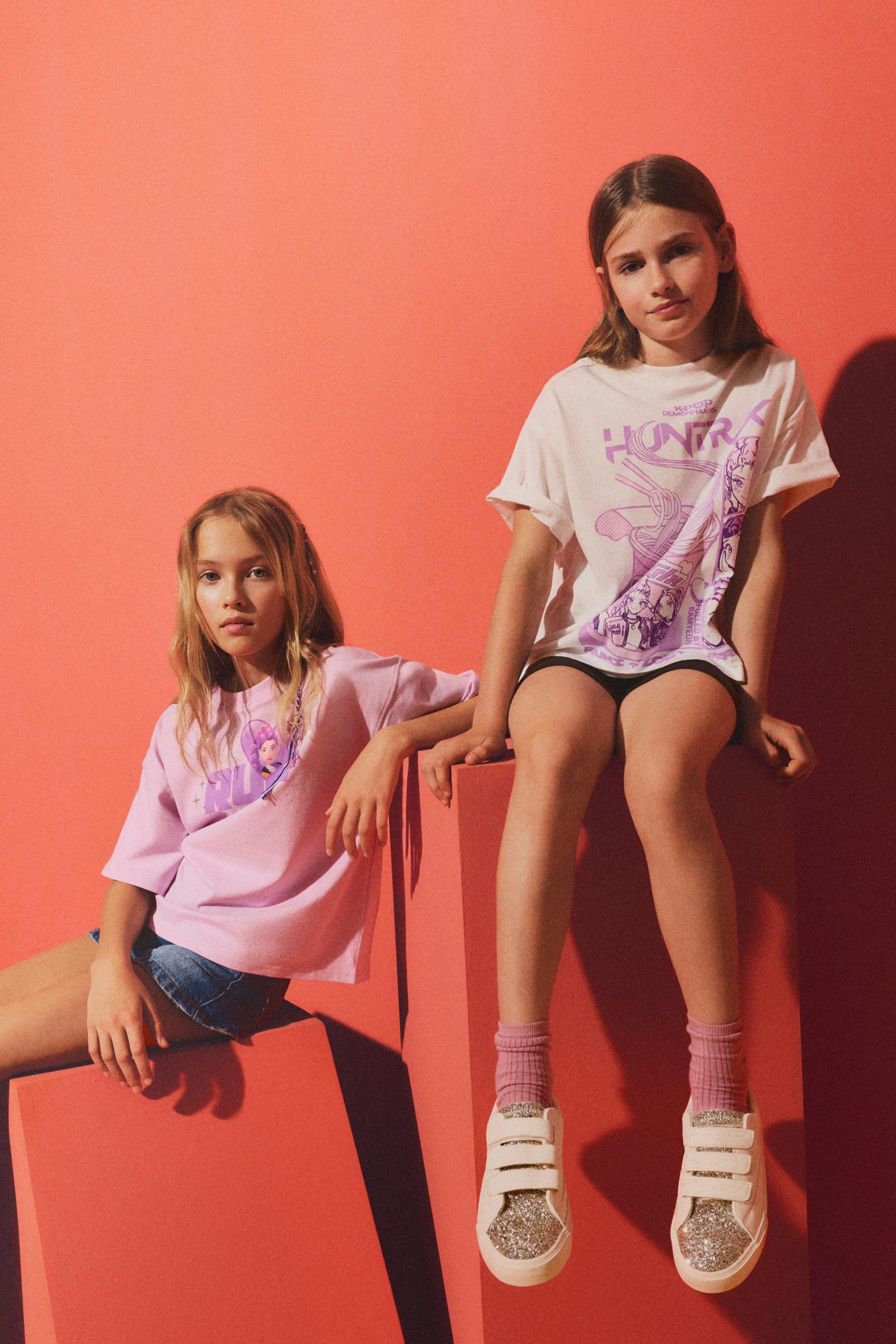 Huntrix K-Pop Demon Hunters™/© Netflix T-shirt and shorts set — OFF WHITE