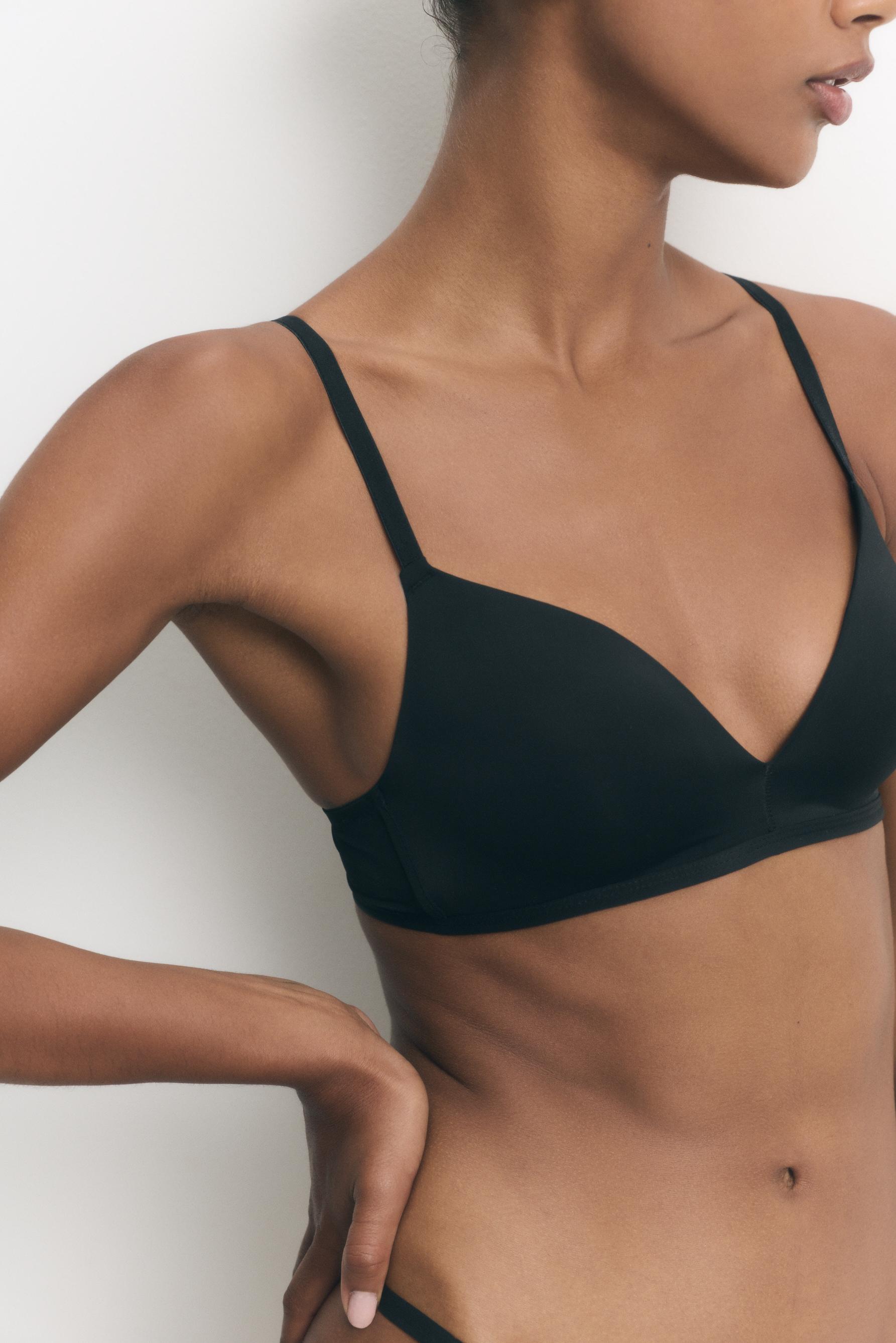 Microfibre classic pre-shaped bra — BLACK