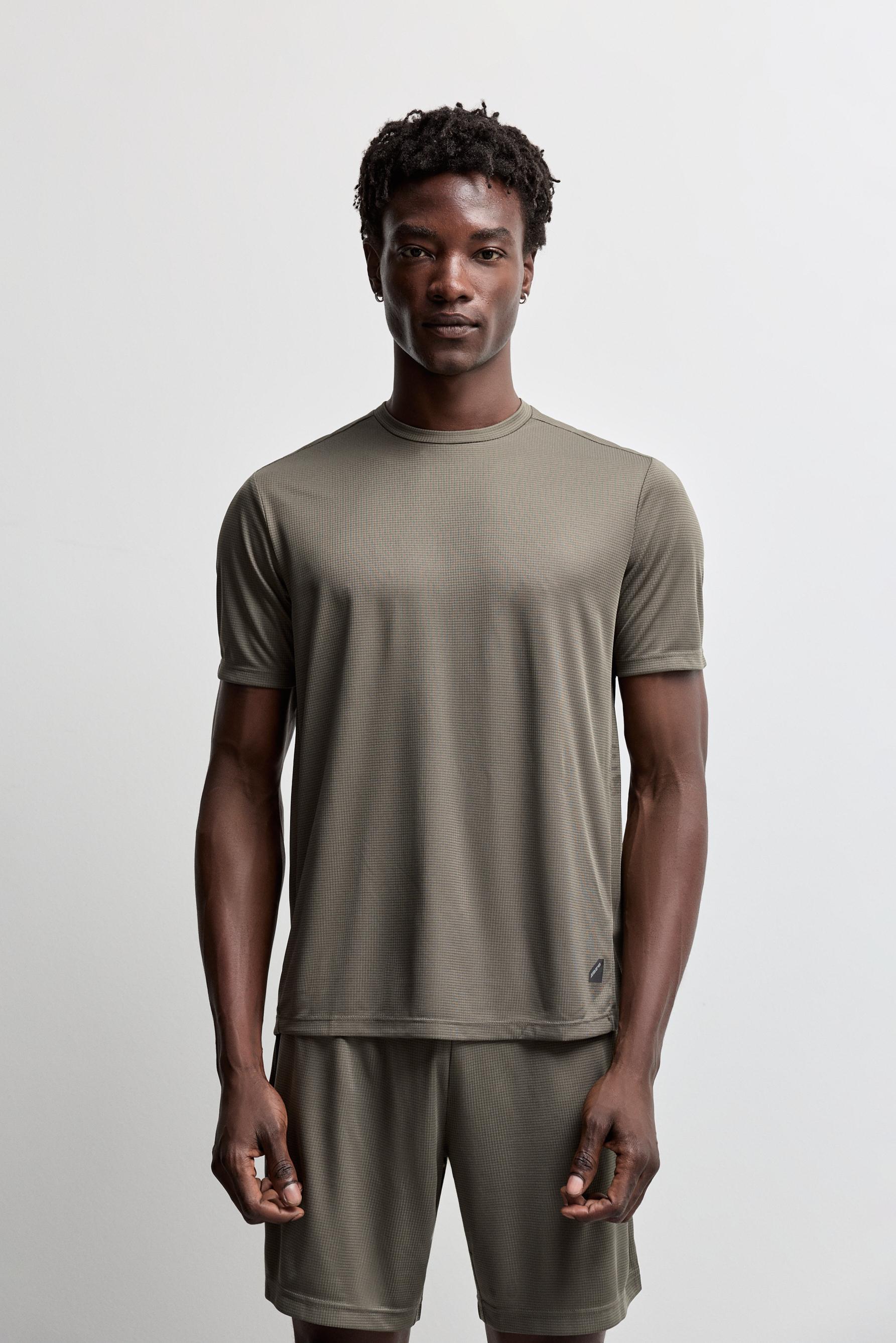 Sports T-shirt — DARK GREEN