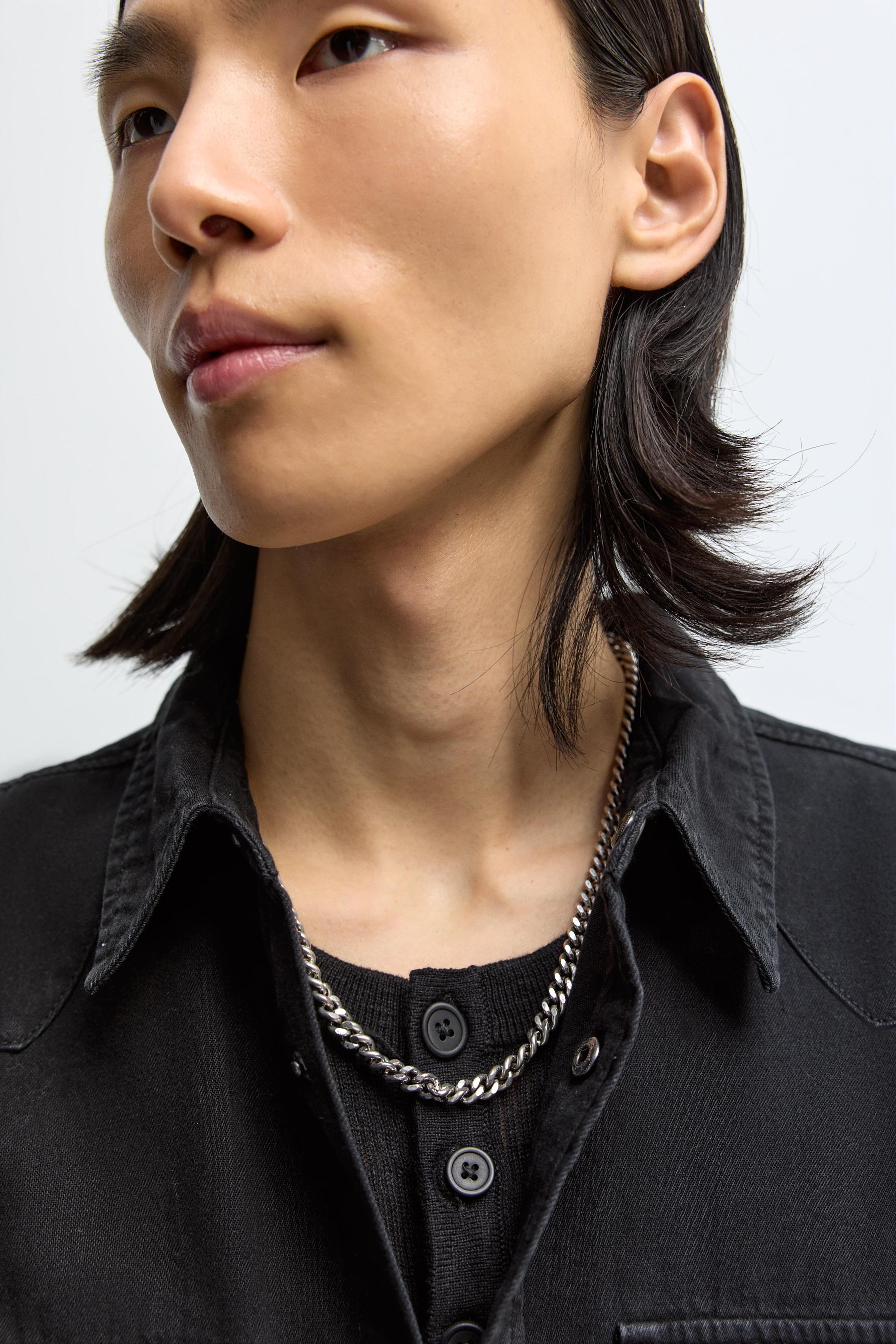 Collar de cadena gruesa