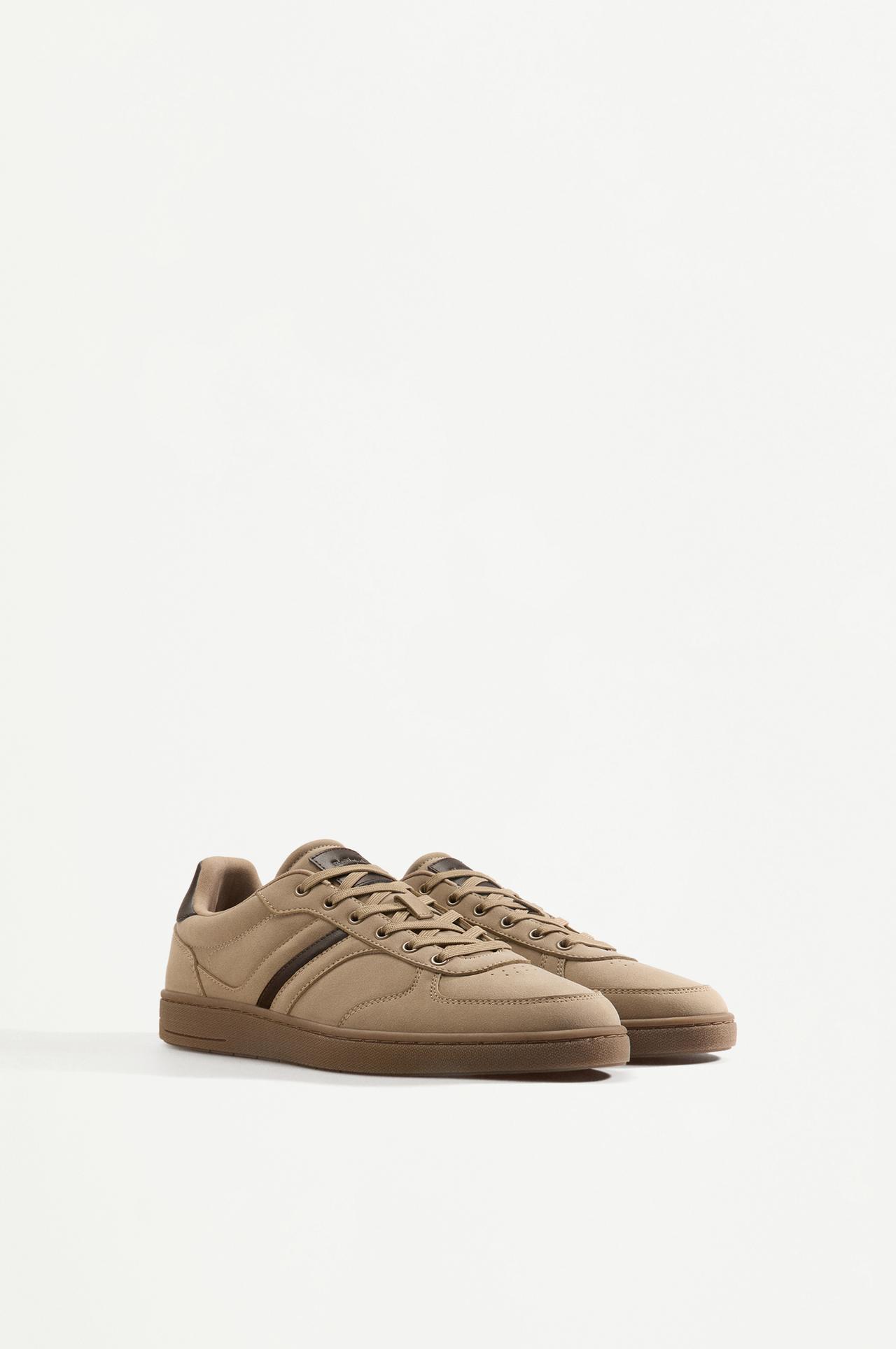 Detail slippers — BROWN