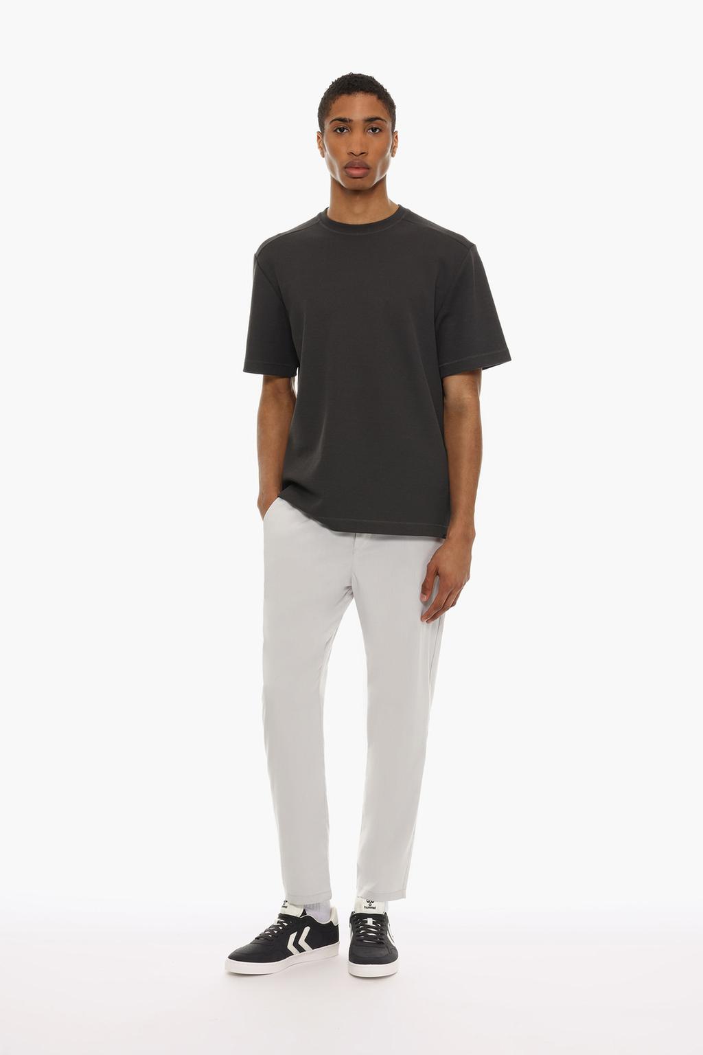 Tailored jogging trousers