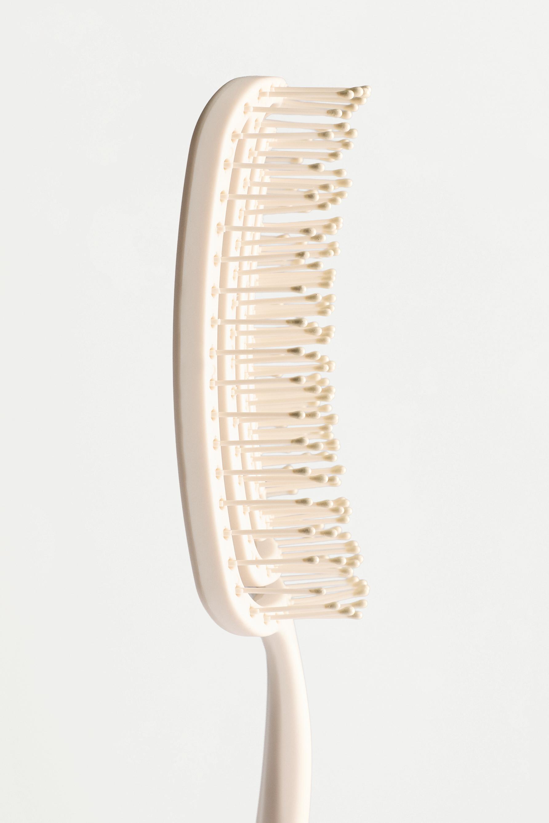 Square vented hair brush — BEIGE
