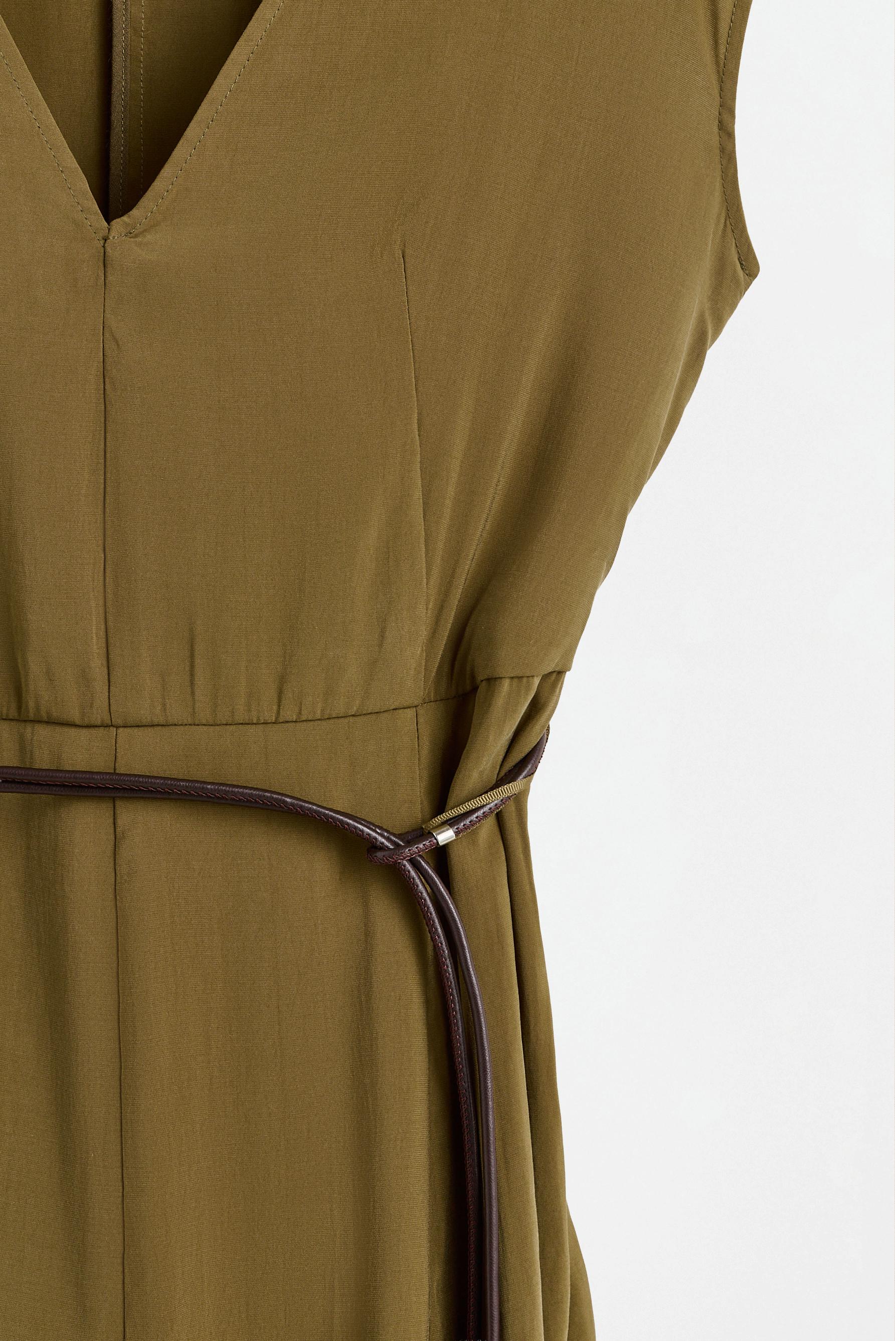 Midi dress with belt — KHAKI