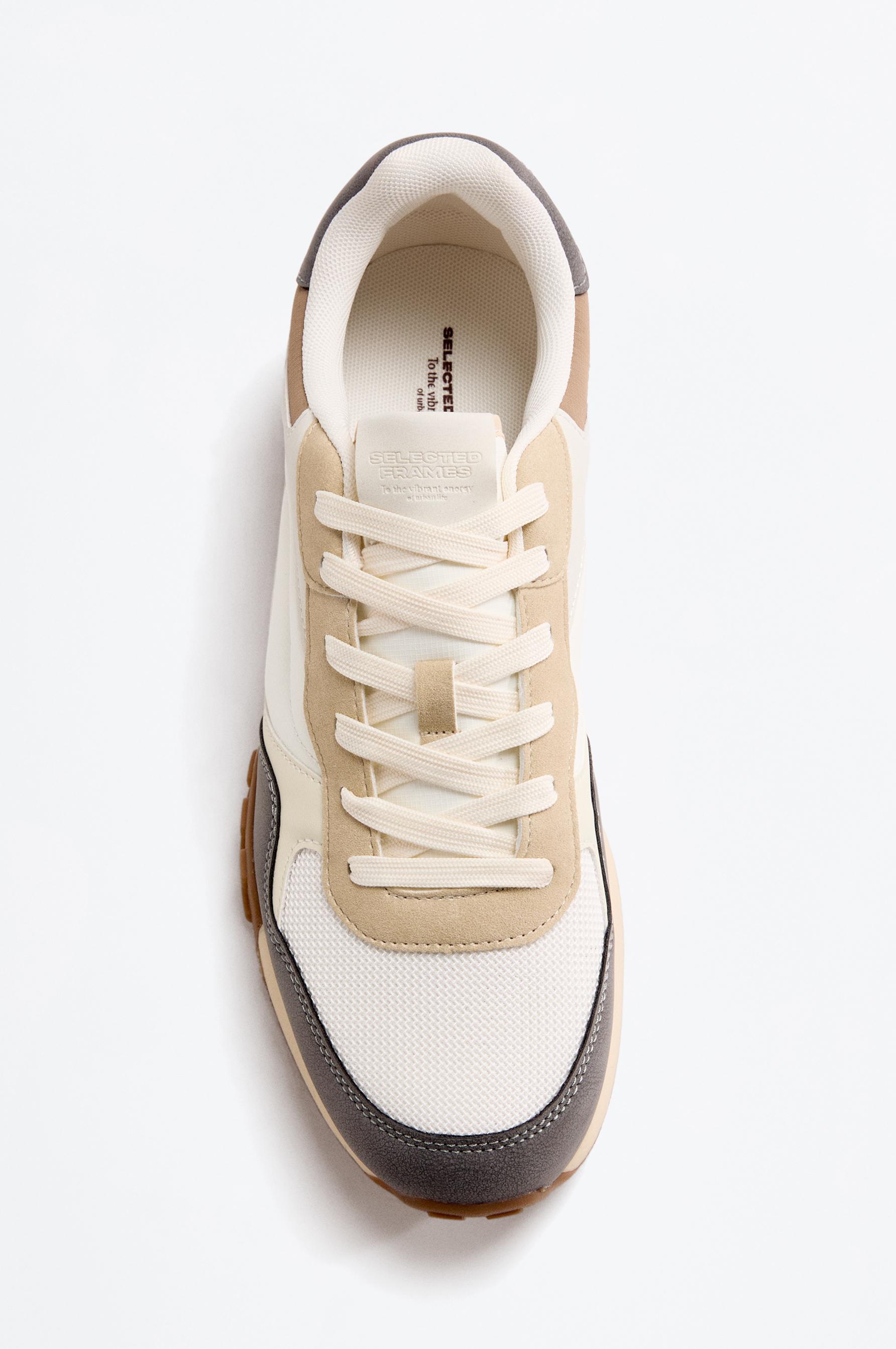 Casual sporty shoe — OTHERS