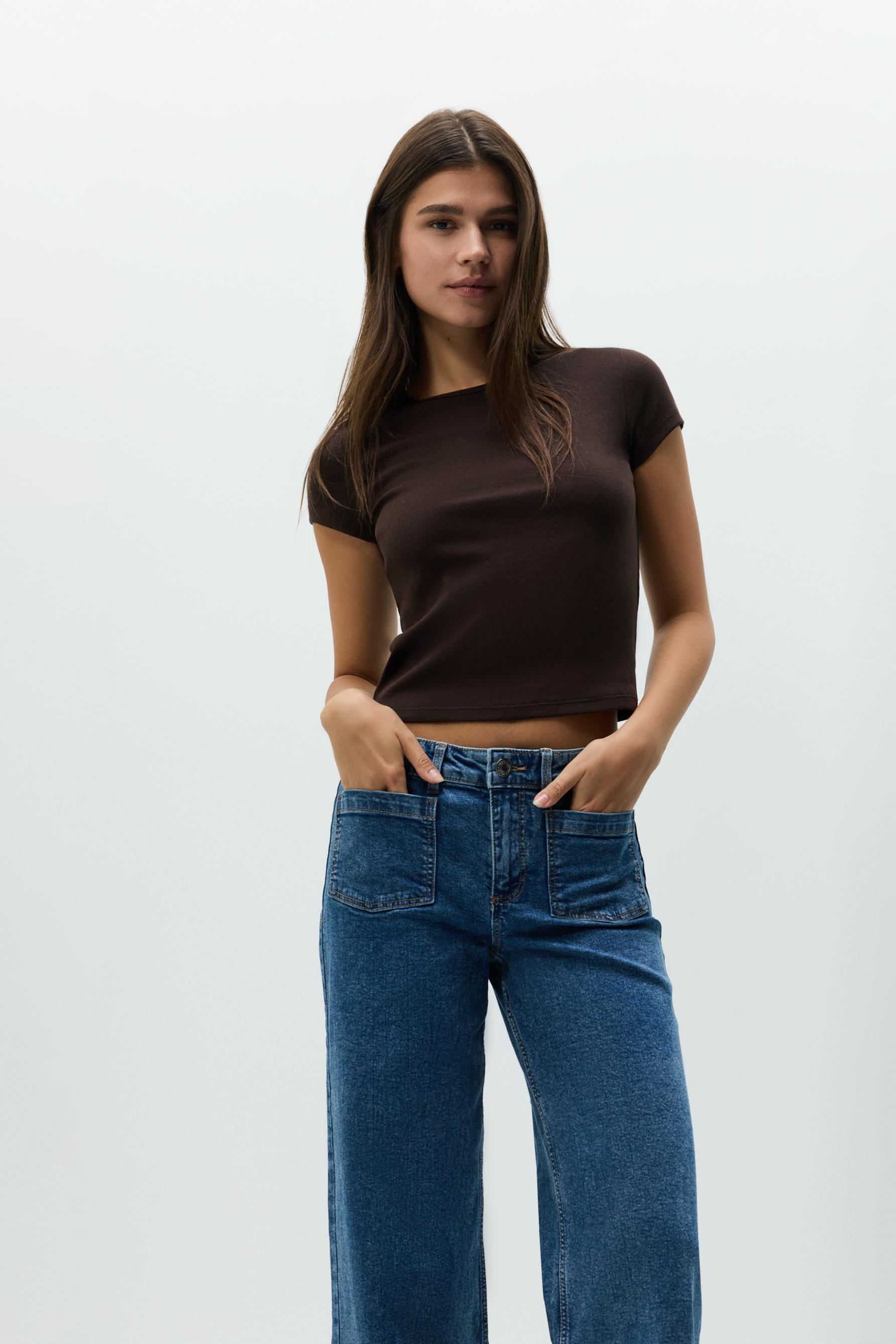 Basic T-shirt — DARK BROWN