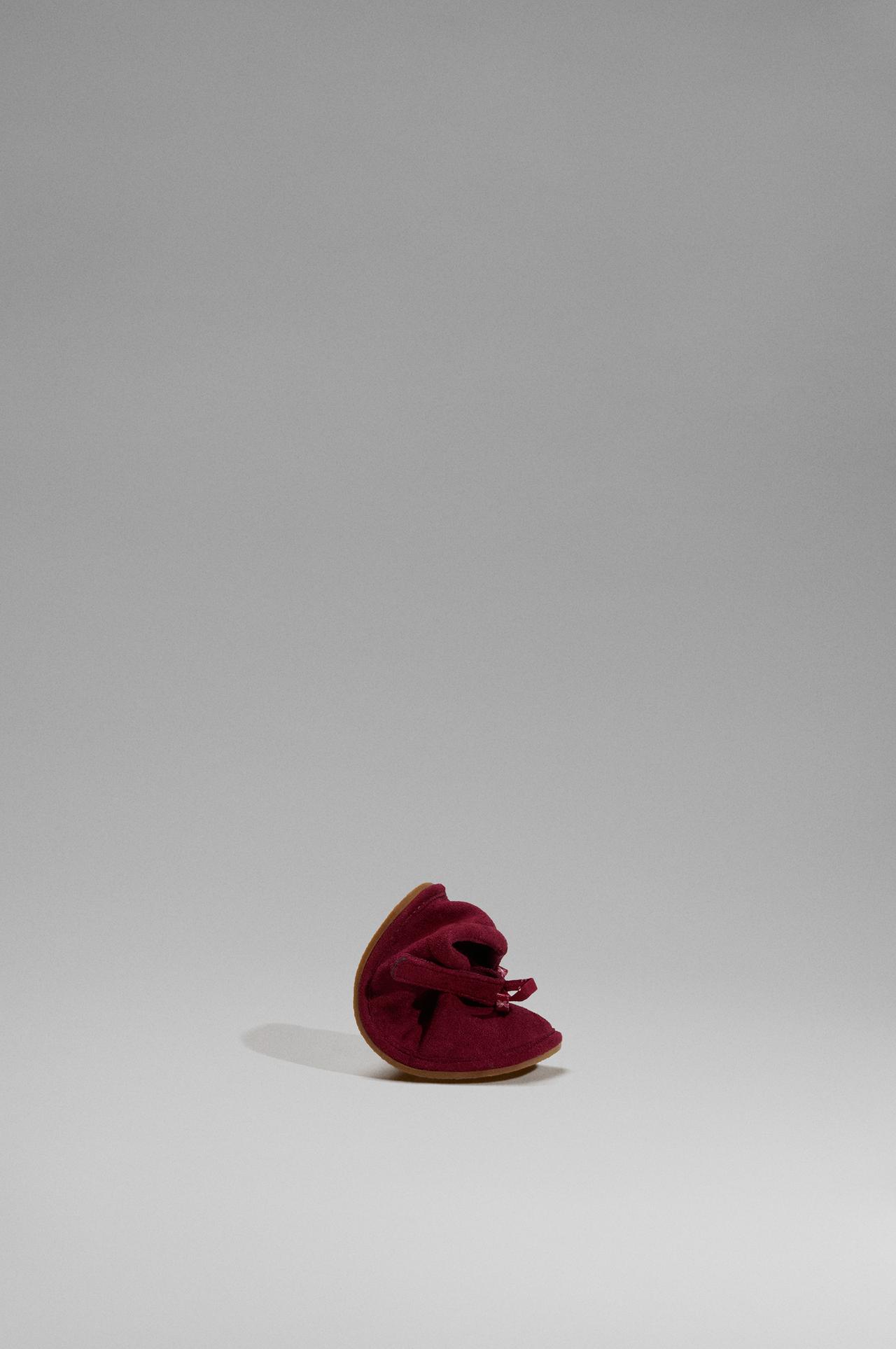 Barefoot ballet flats with bow detail — BURGUNDY