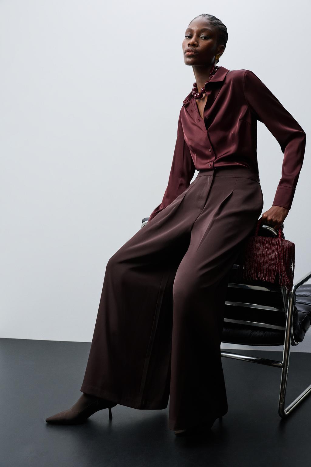 Wide-leg trousers