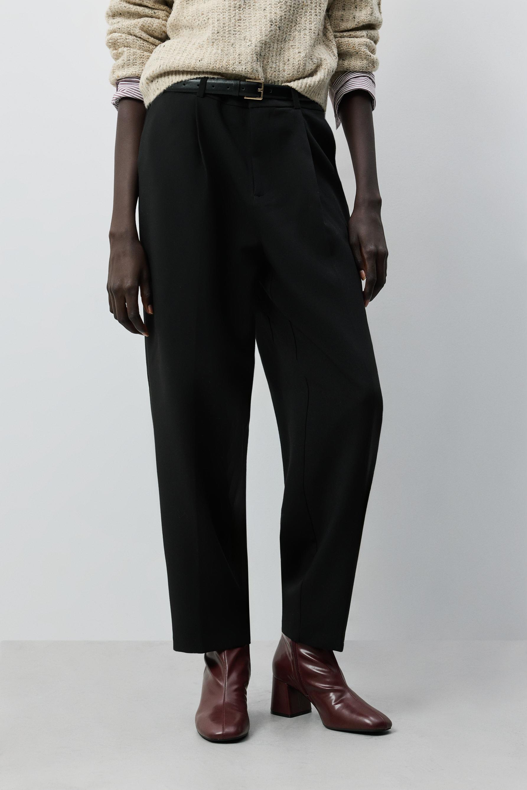 Carrot fit dress trousers — BLACK