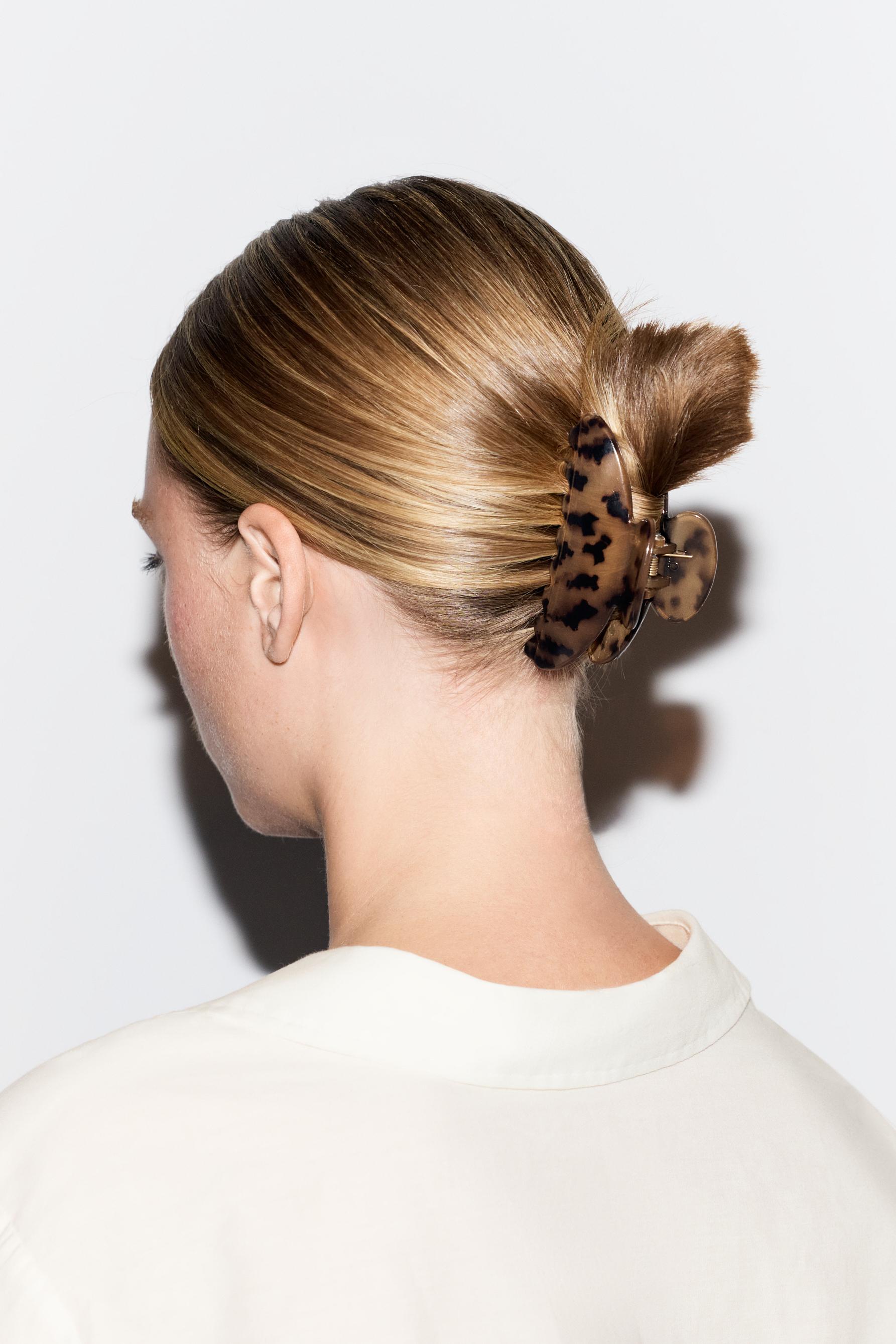 Pack of 2 assorted hair clips — VARIOUS