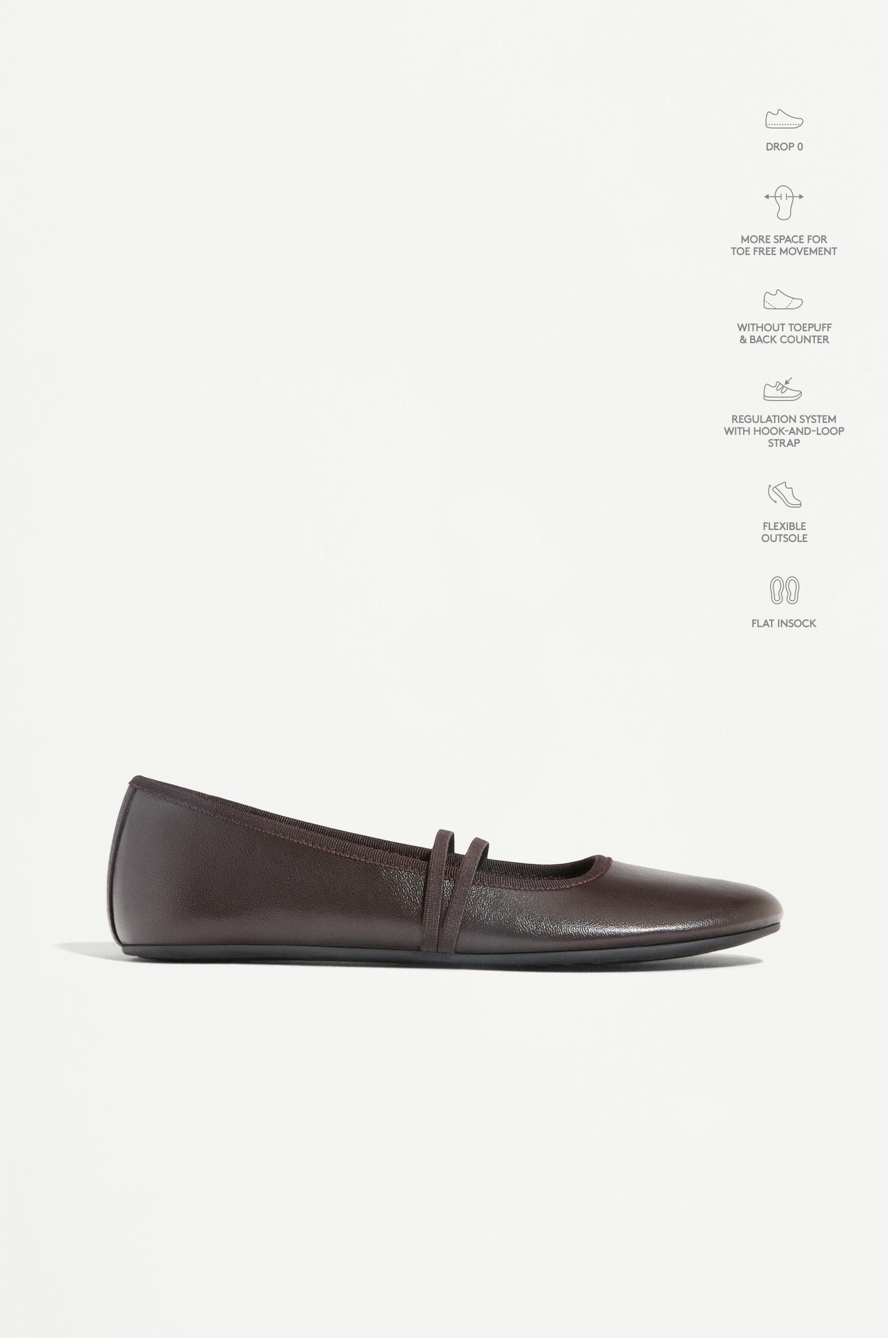 Barefoot ballerina flat — BROWN