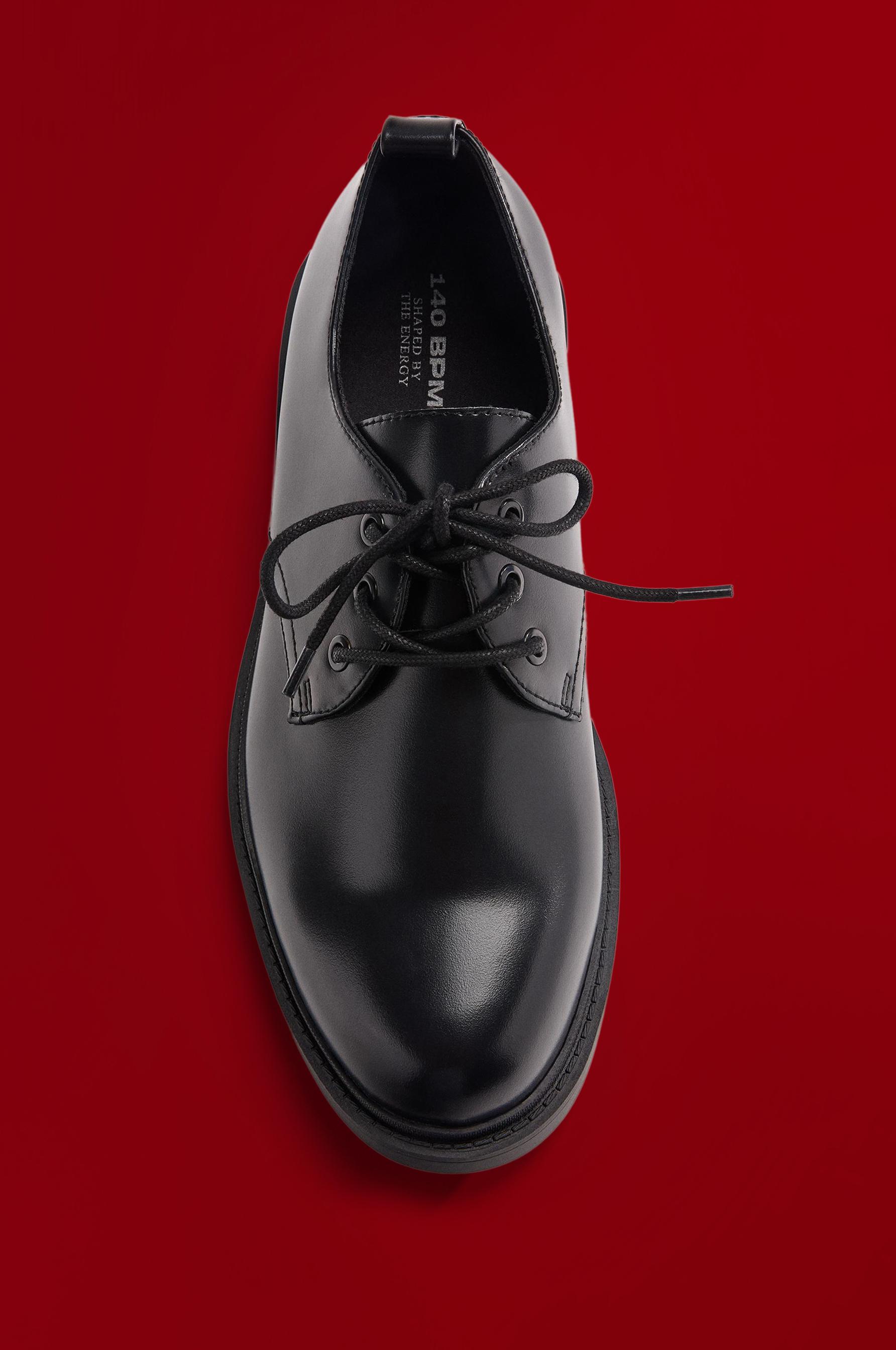 Blucher dress shoe — BLACK
