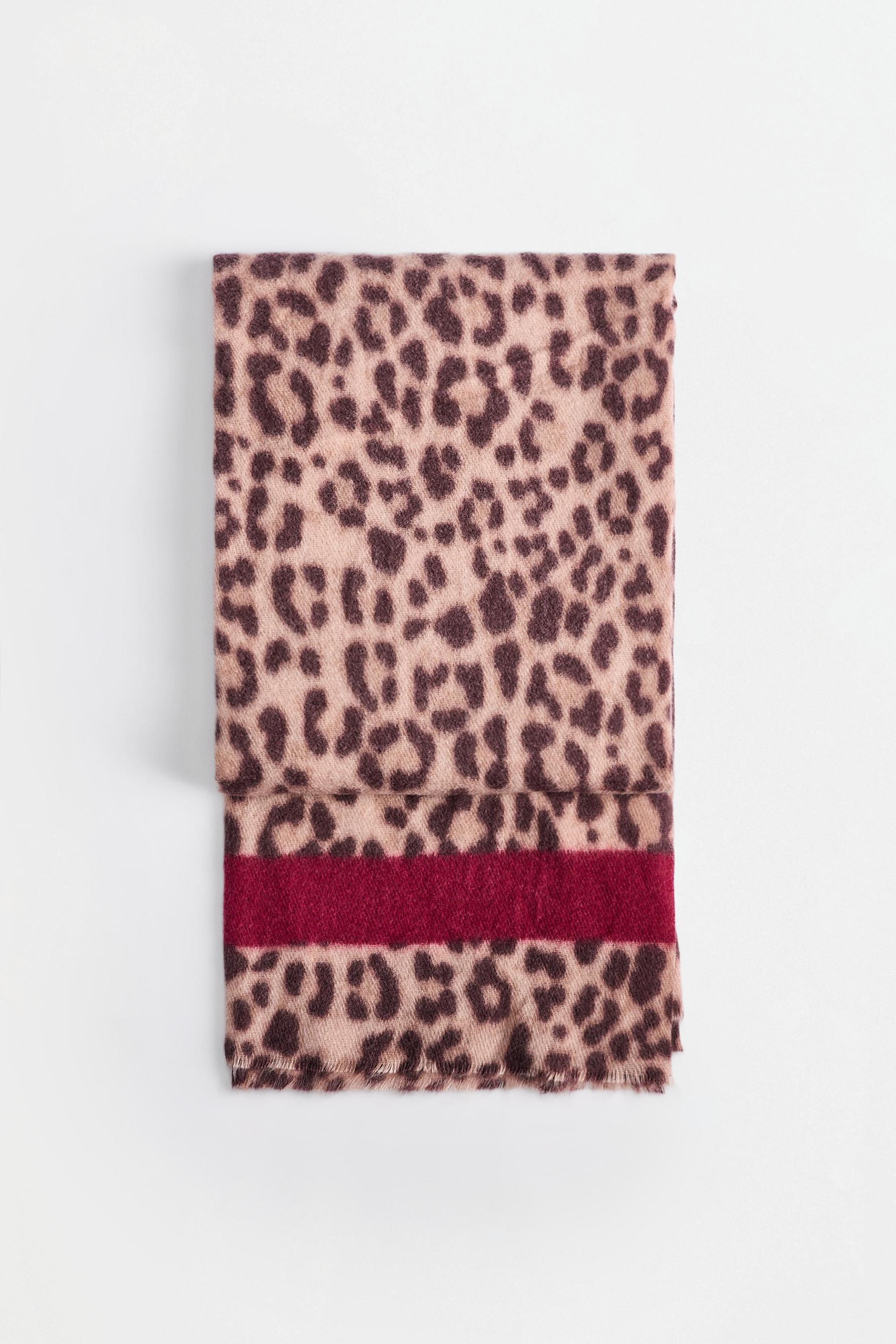 Leopard print scarf — LEOPARD PRINT