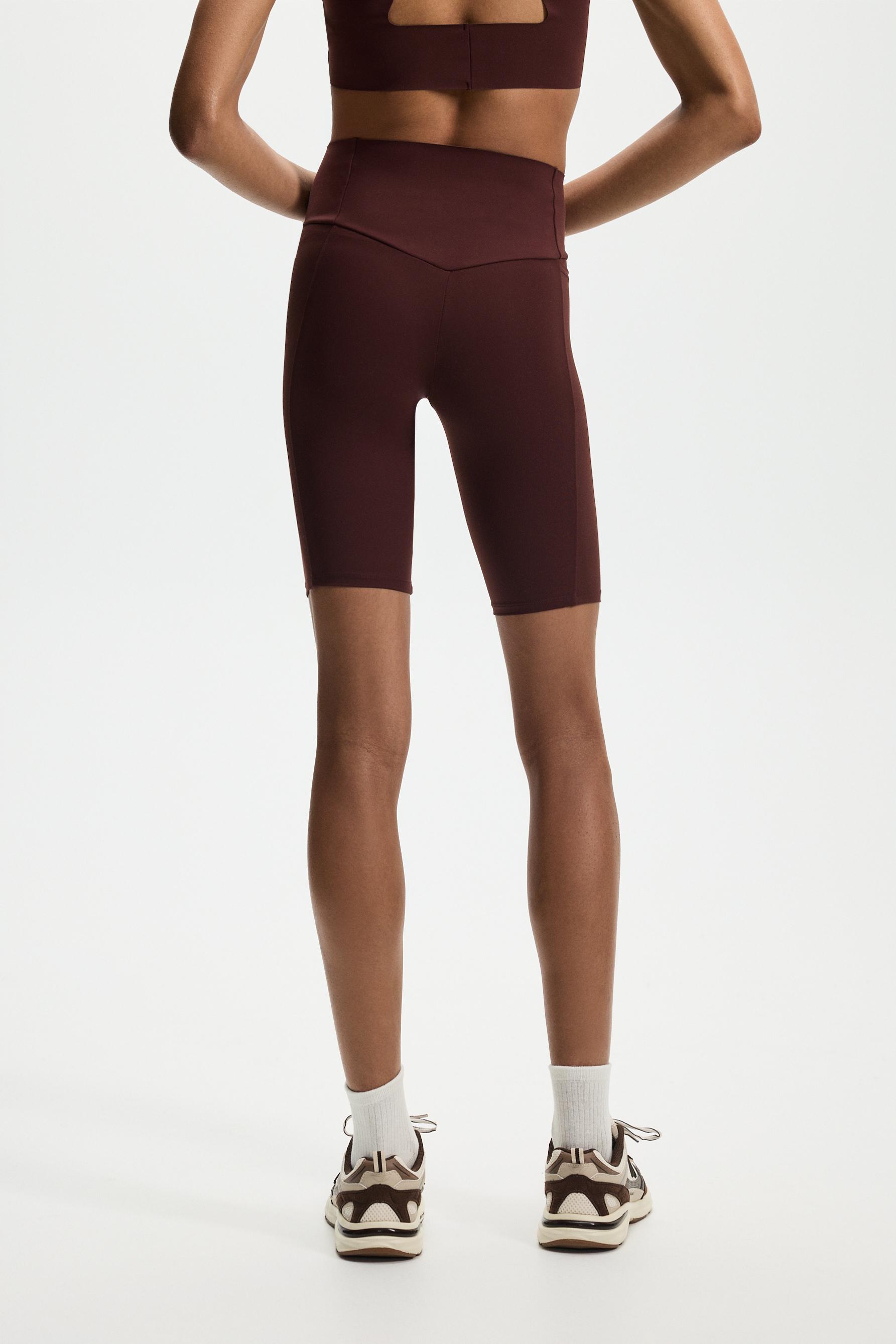 Shaping effect sports cycling leggings. — WINE