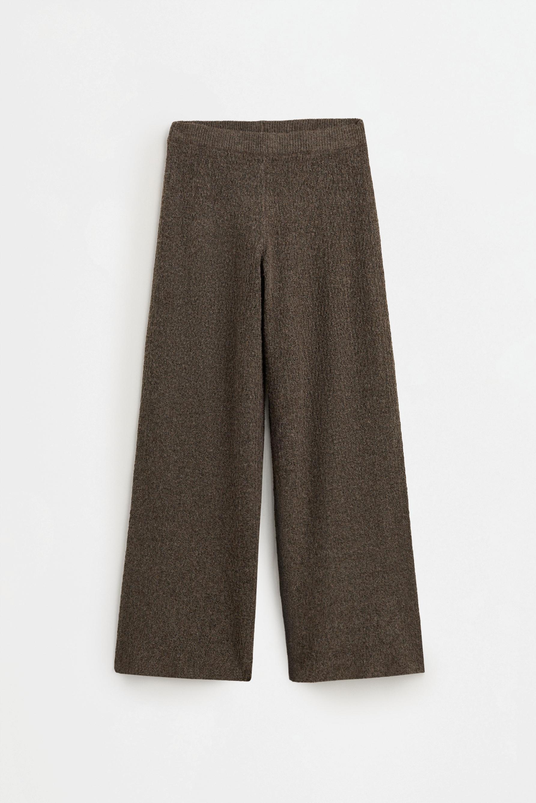 Pantalón punto