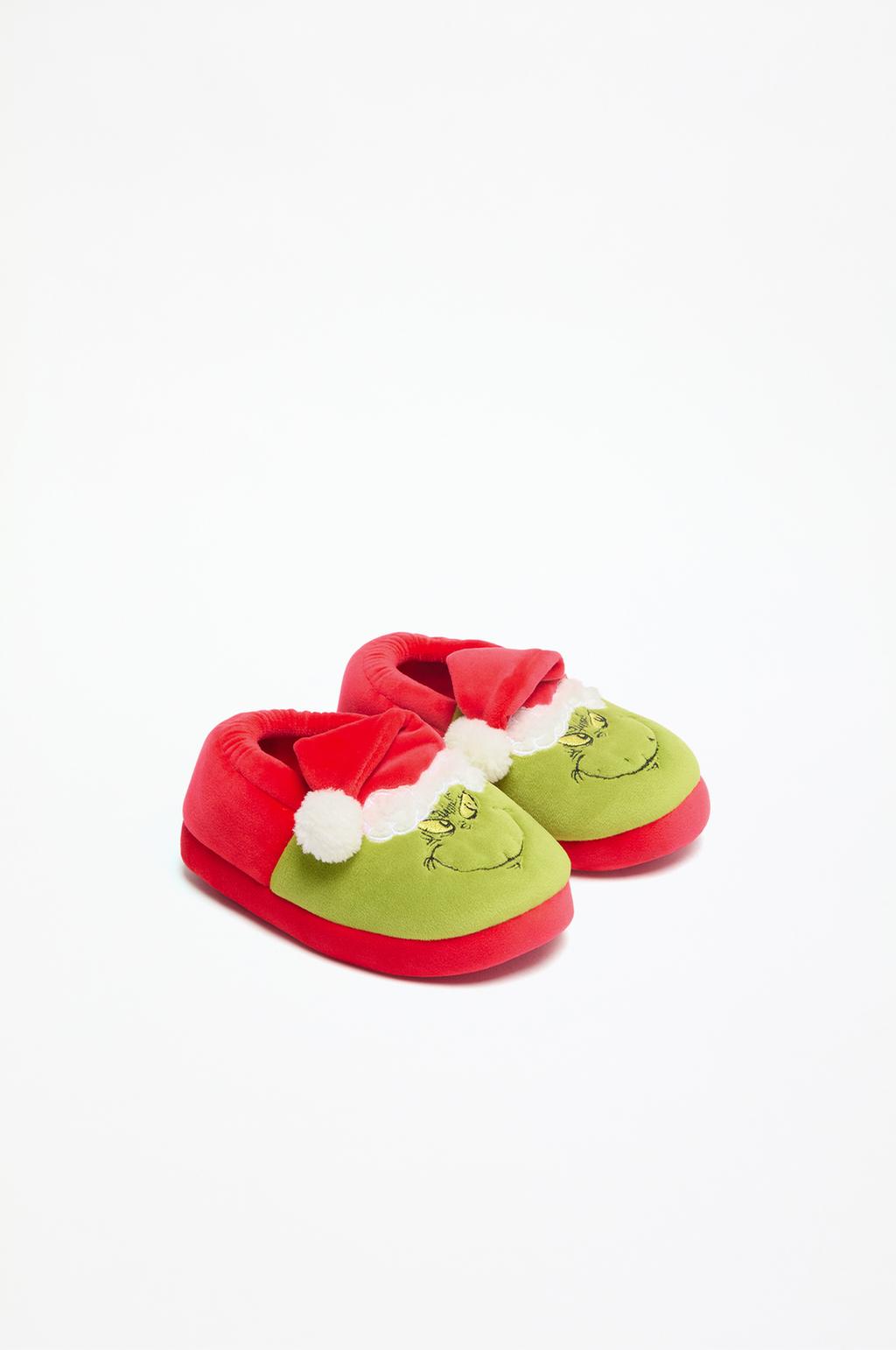 Kids | The Grinch TM & © 2024 DSE Christmas house slippers