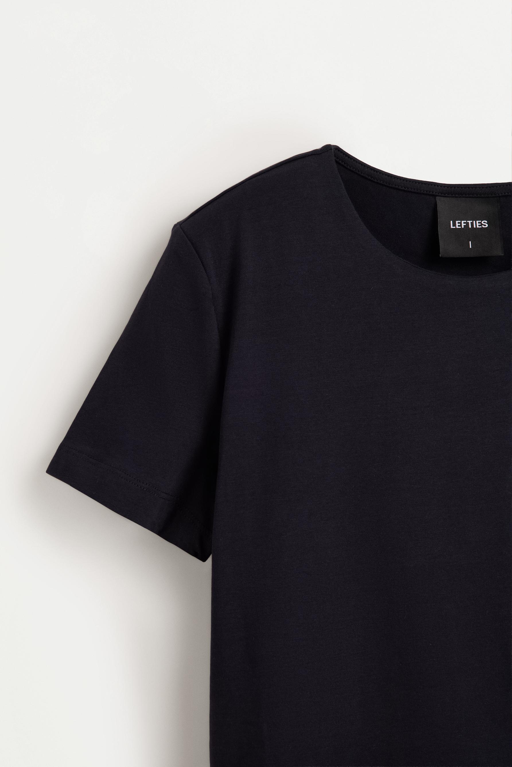 Round neck T-shirt — NAVY
