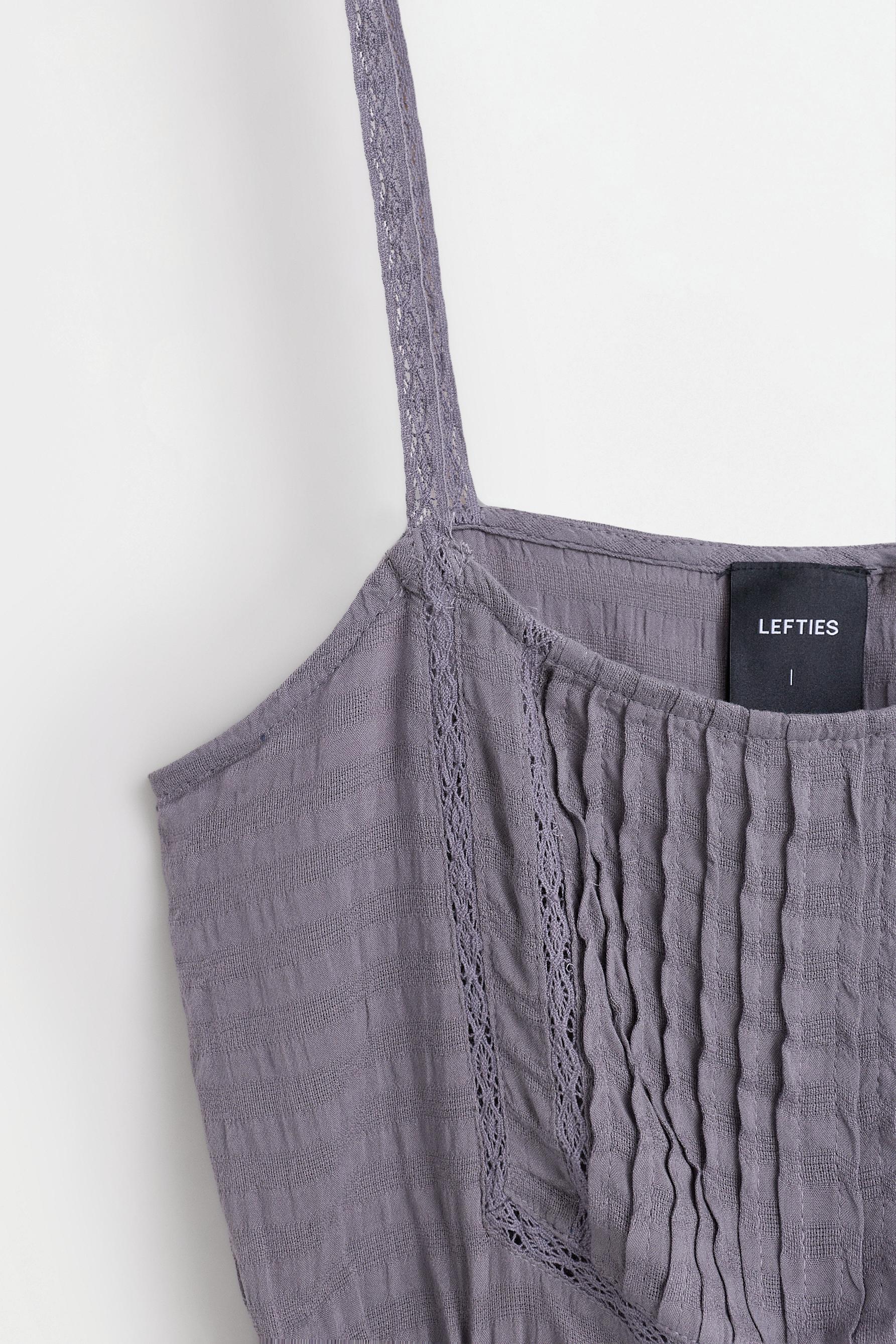 Ruffled top — CEMENT