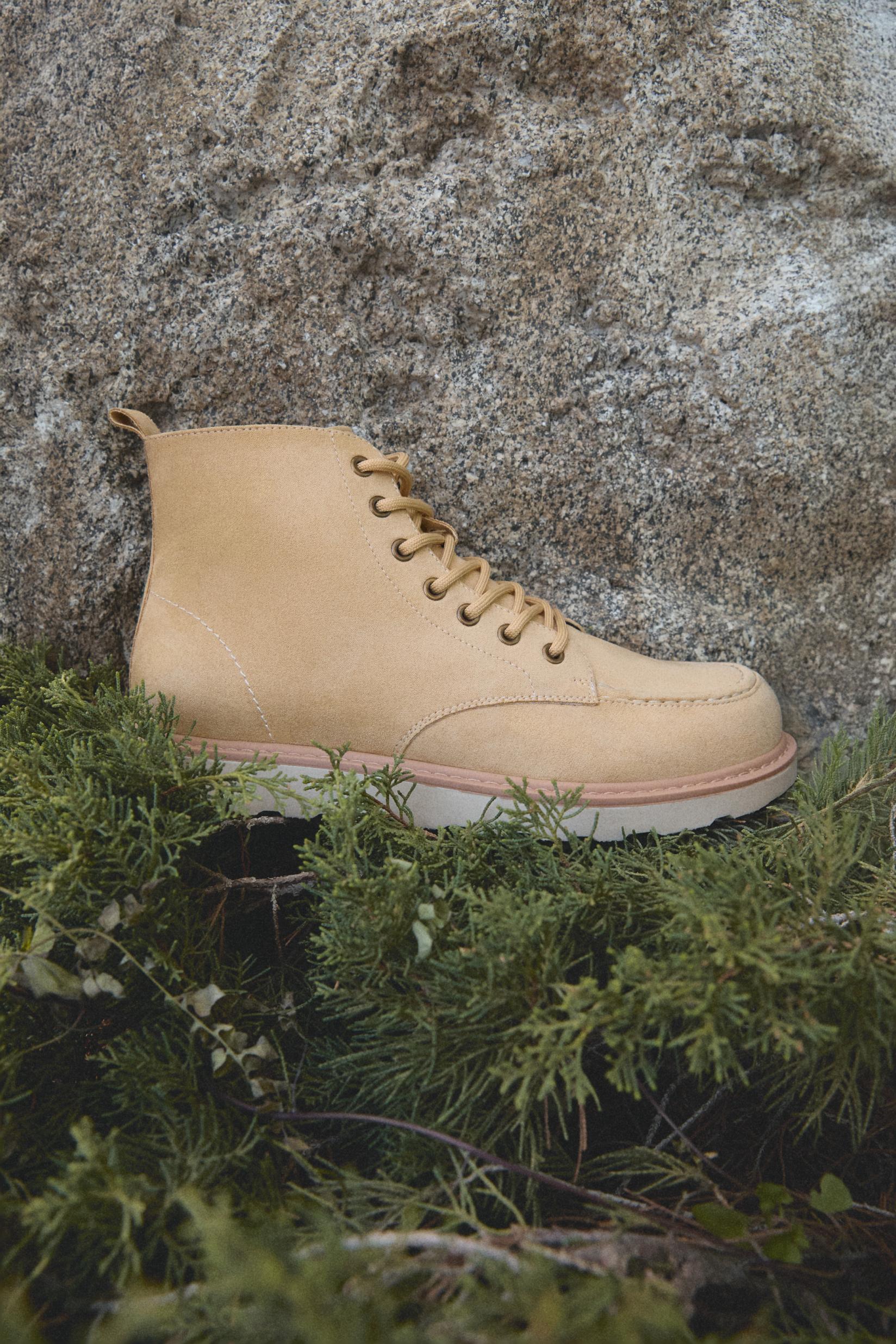 Lace-up boot — BEIGE