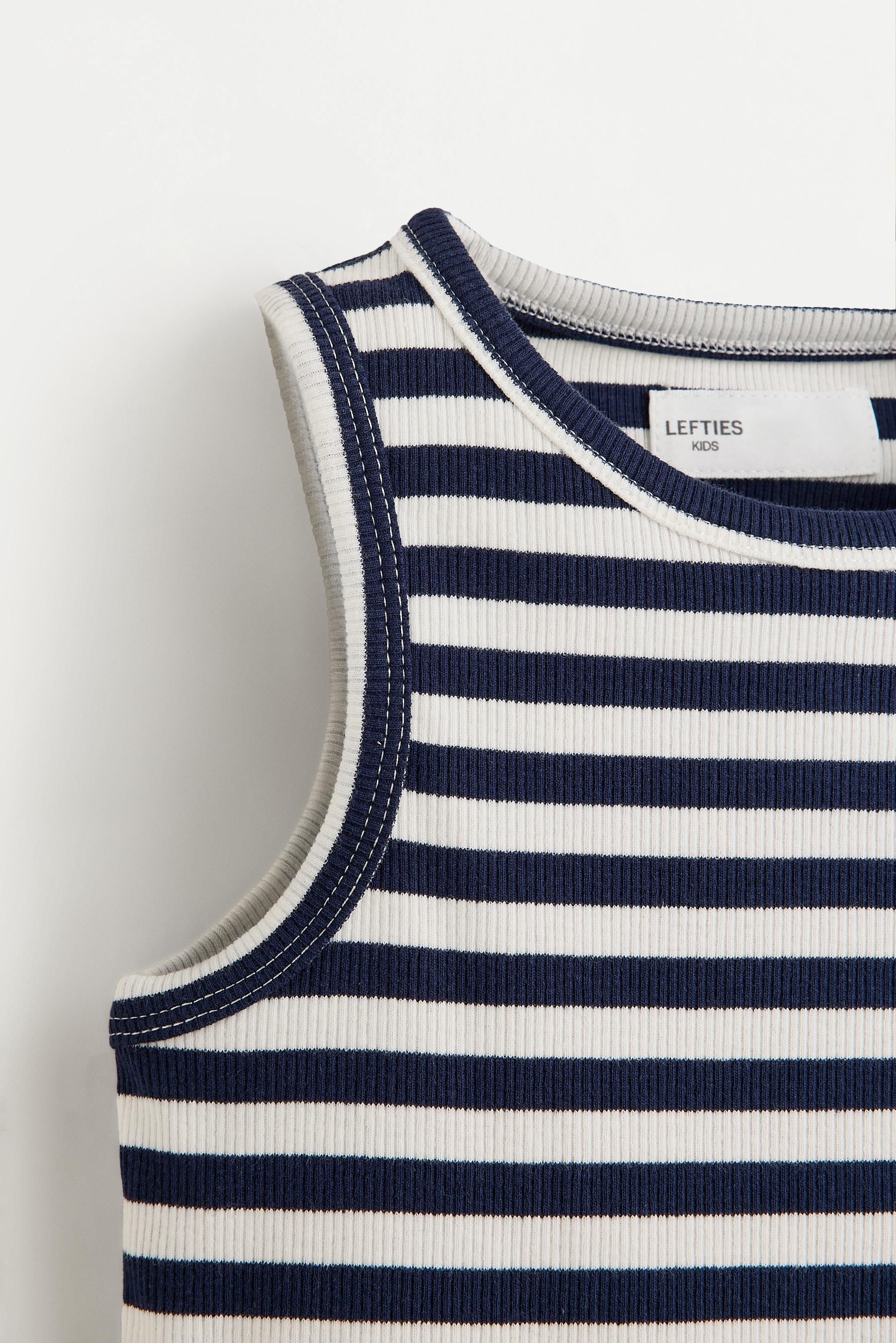 Top and shorts co-ord — NAVY