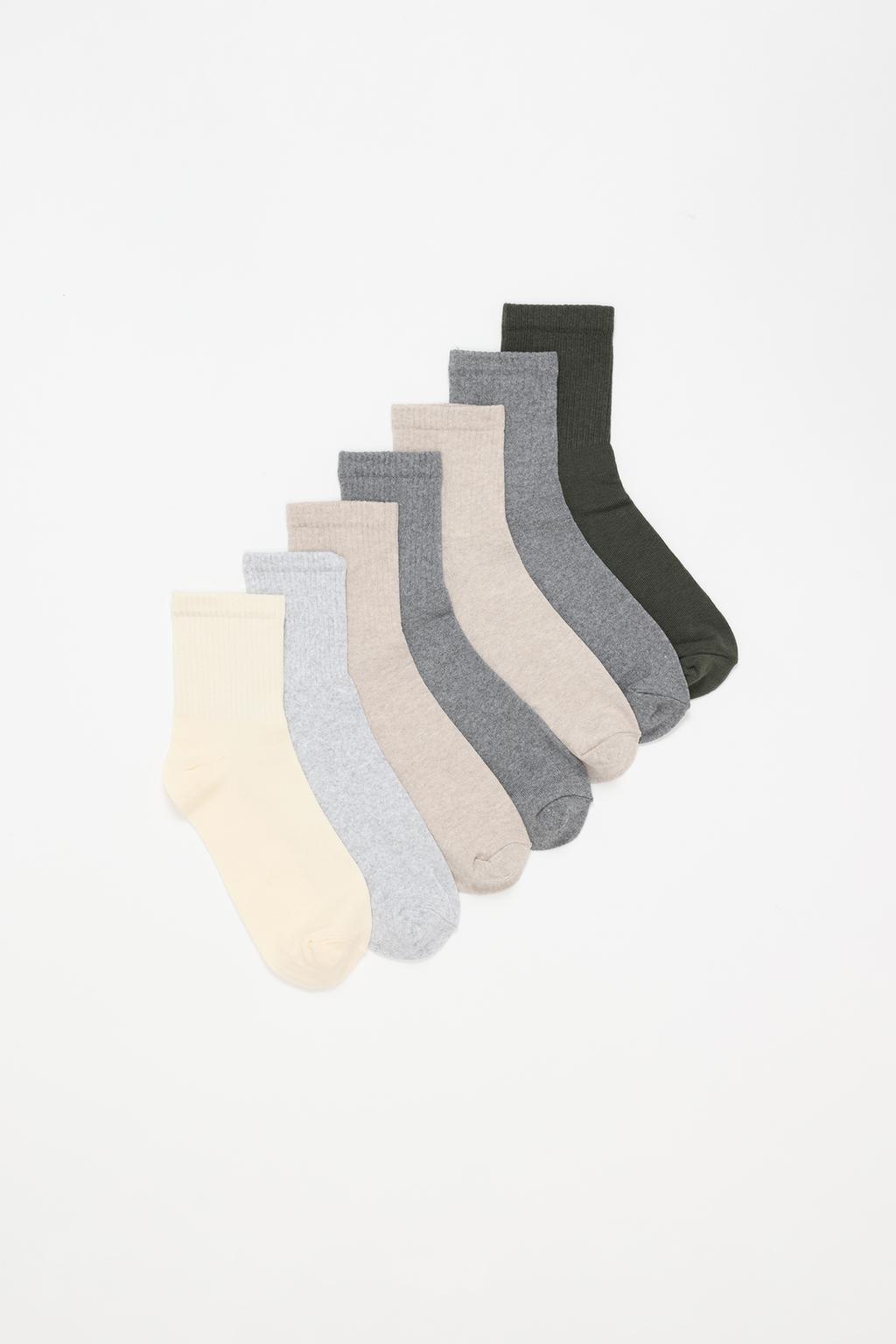 7-pack of basic ankle socks