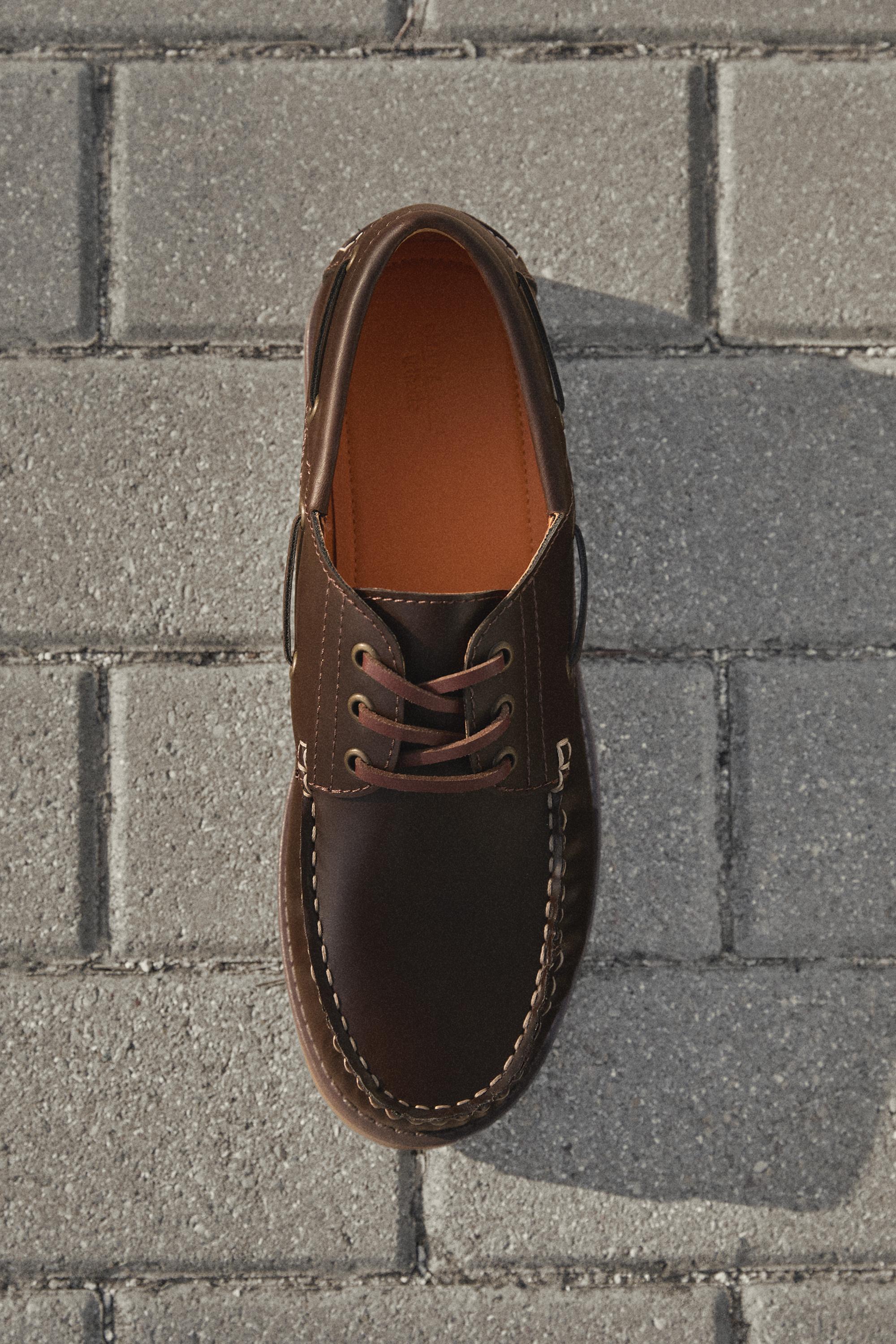 Lug sole boat shoes — BROWN