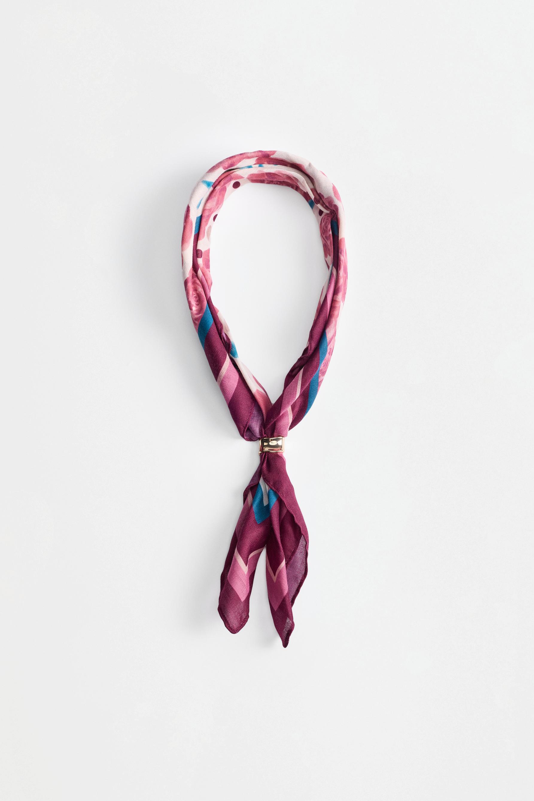 Floral print scarf with metal detail — PINK