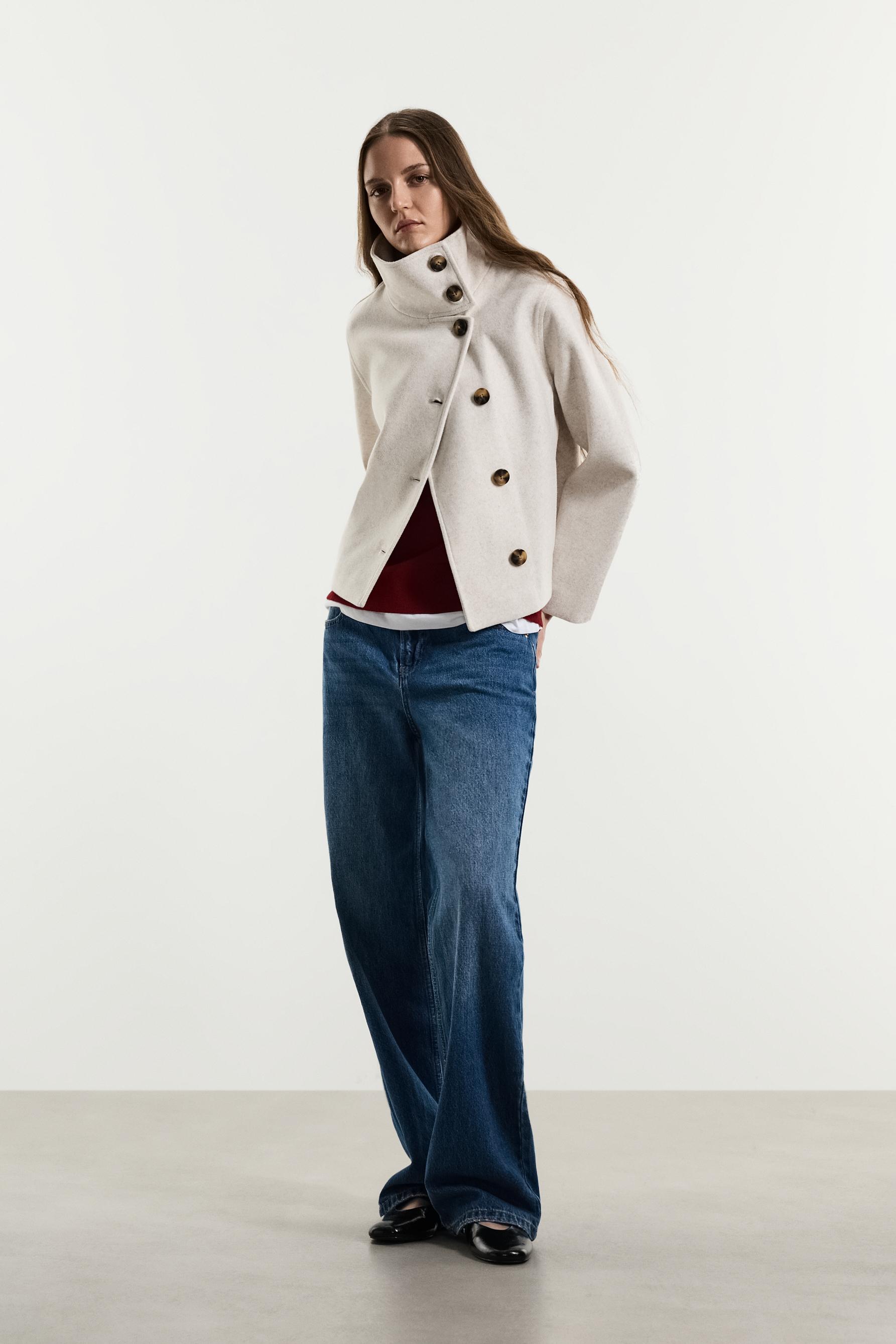 Short funnel neck jacket — SAND