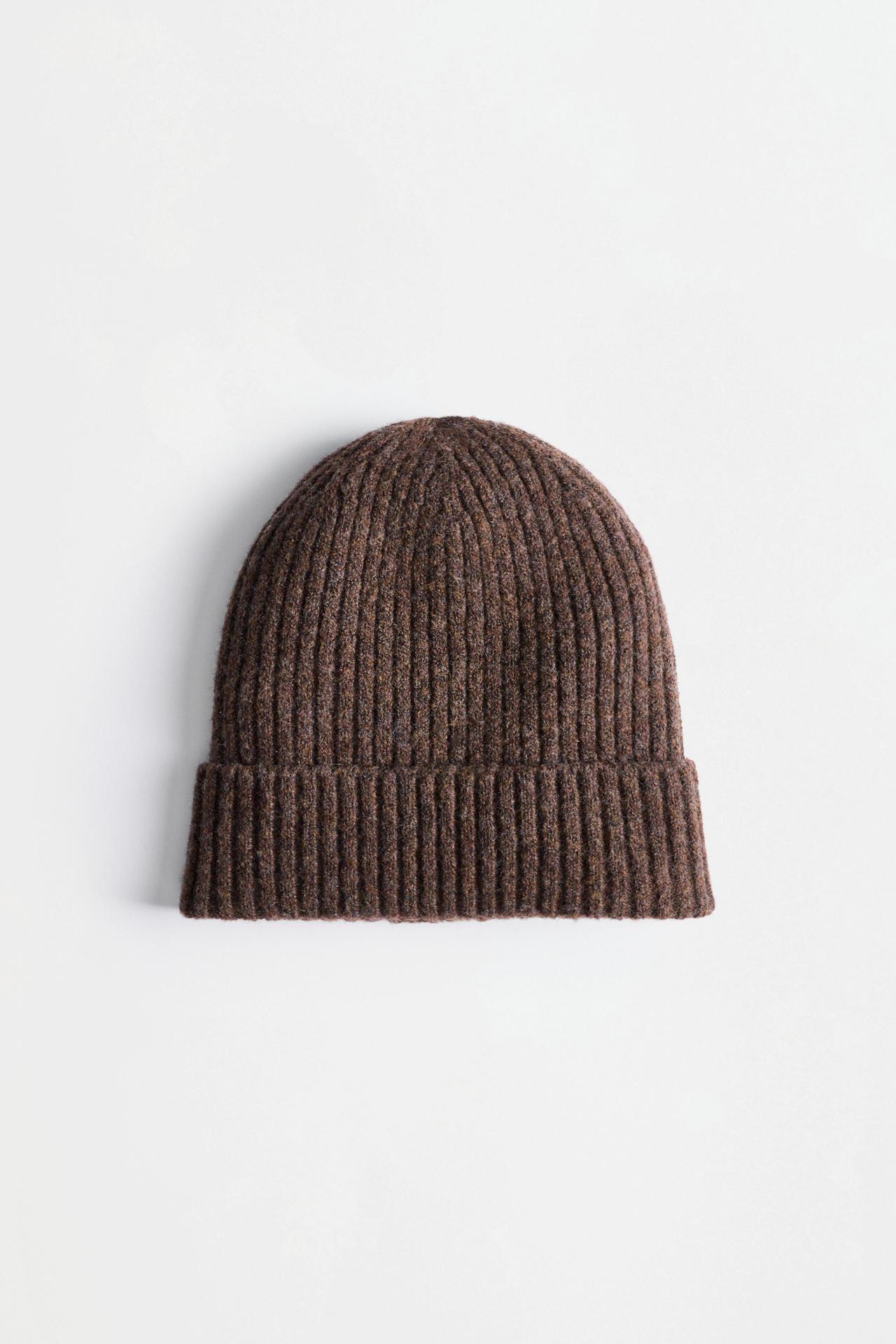 Ribbed hat — CHOCOLATE