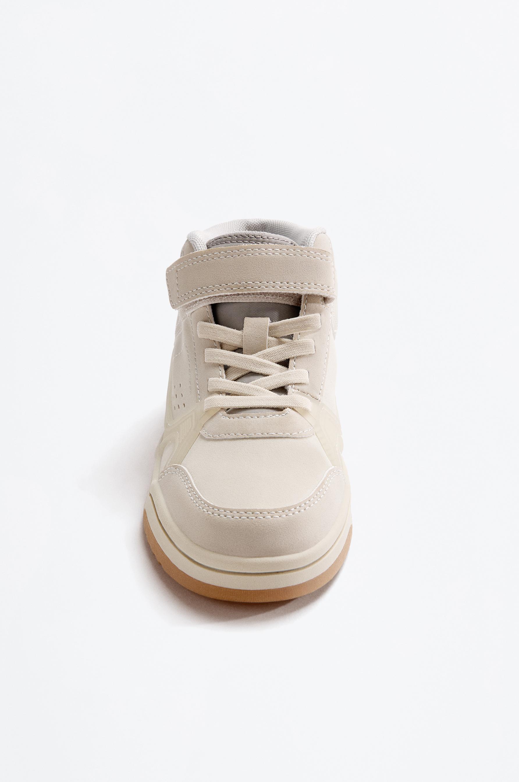 Ankle basketball sneaker — GREY
