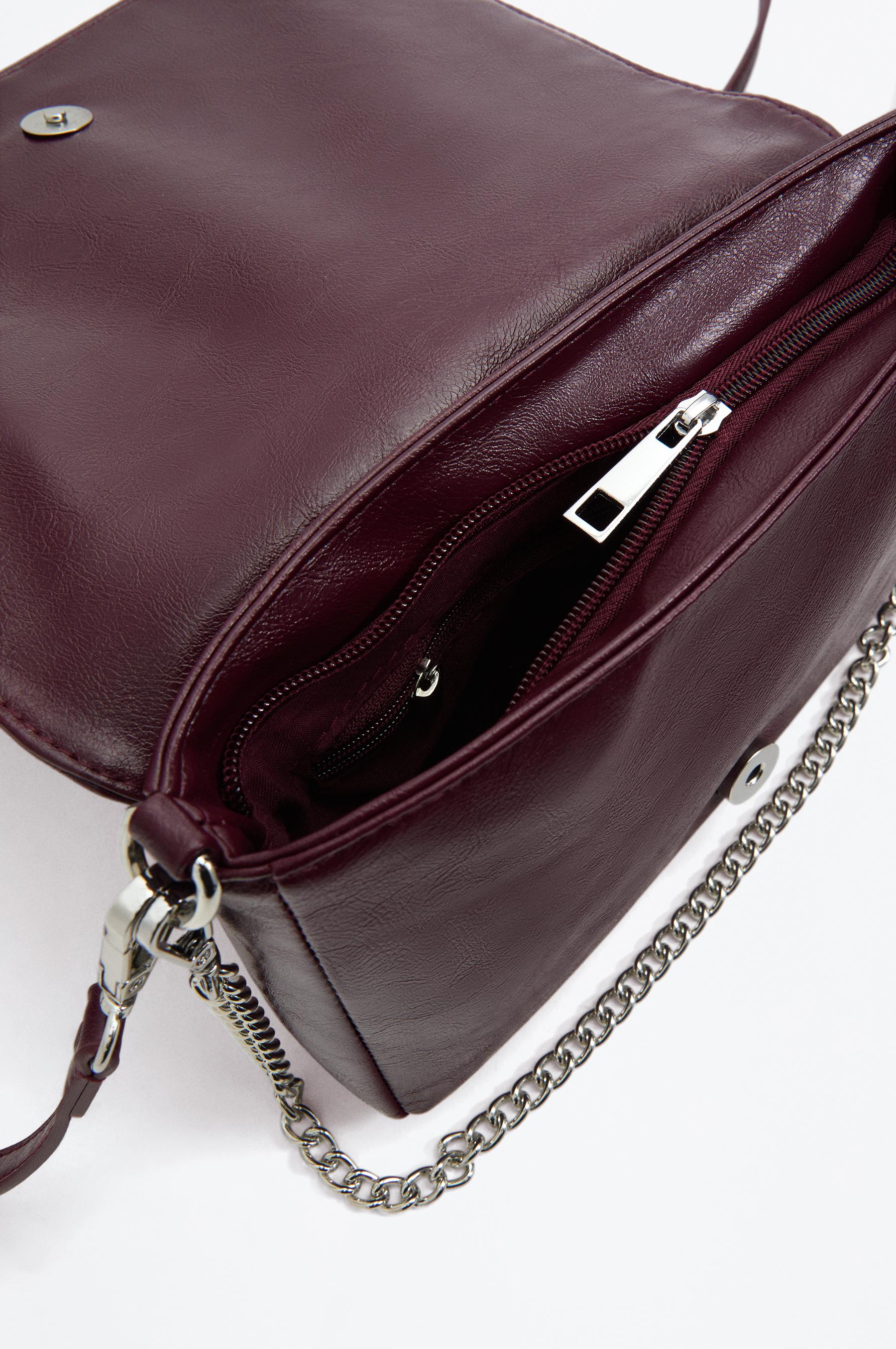 Chain detail shoulder bag — BURGUNDY