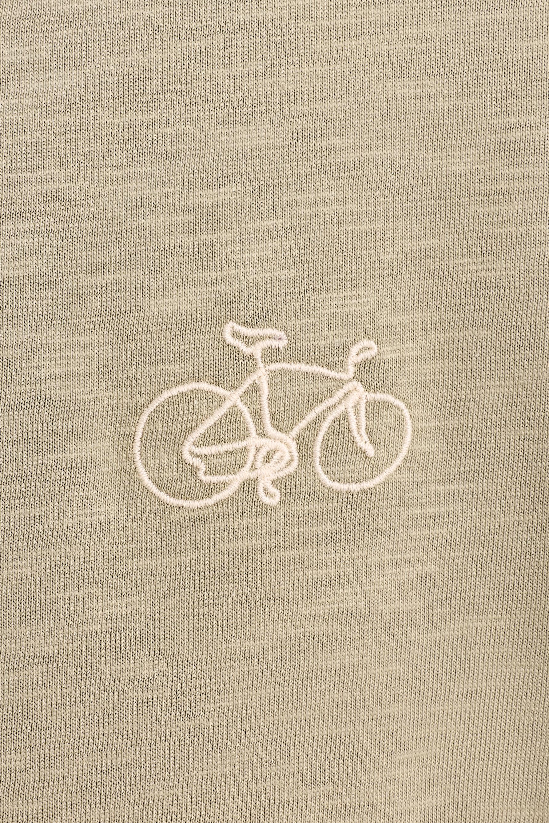 Embroidered T-shirt — PALE GREEN