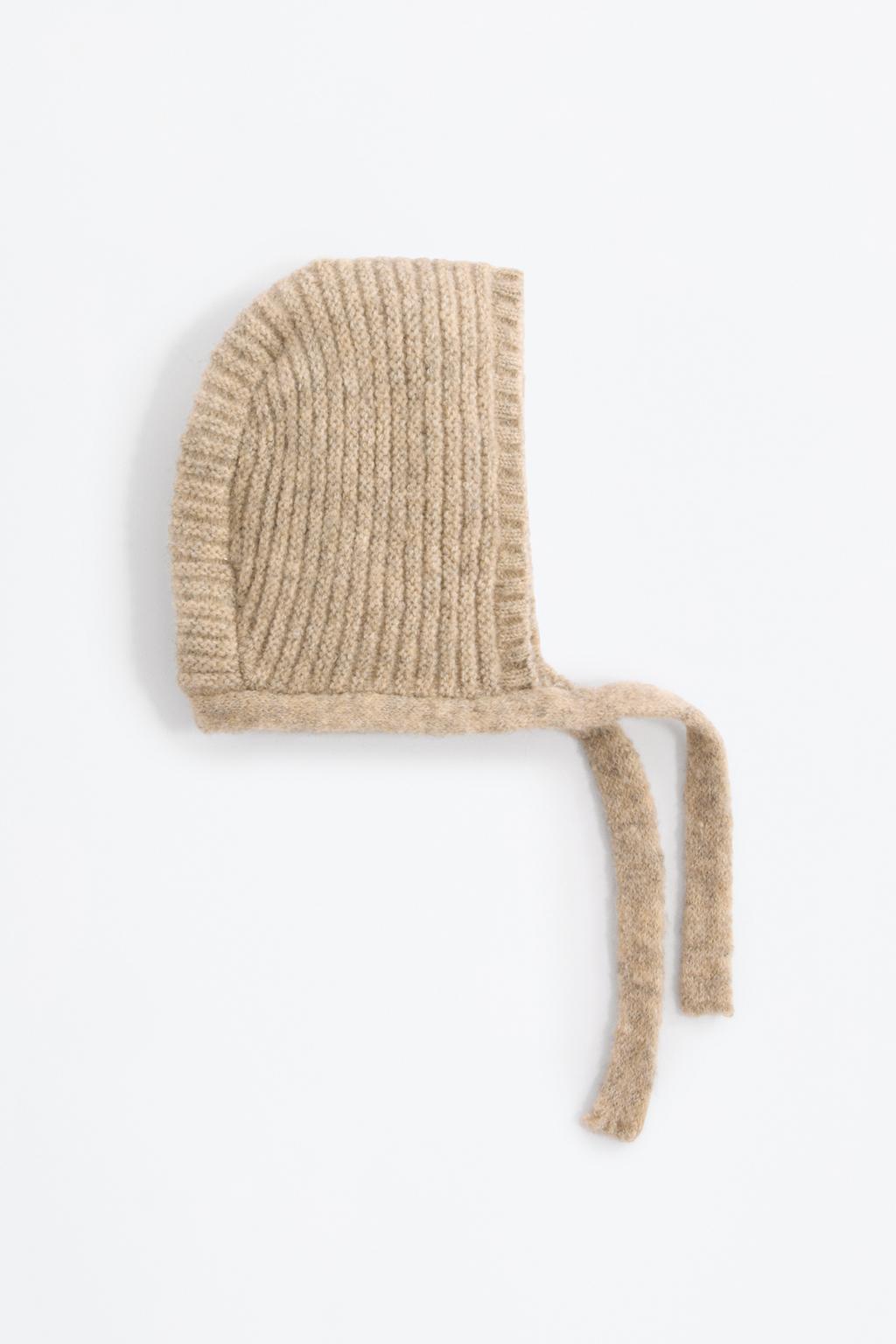 Knit bonnet