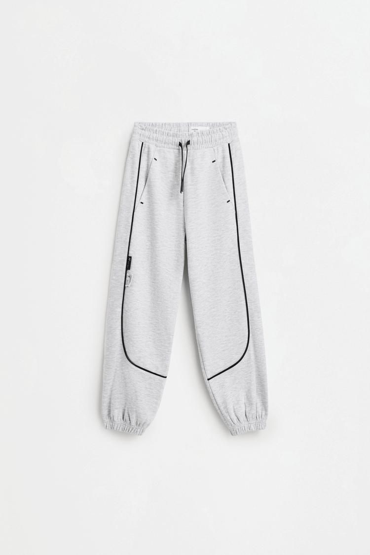 Interlock joggers with contrast piping — GREY MARL