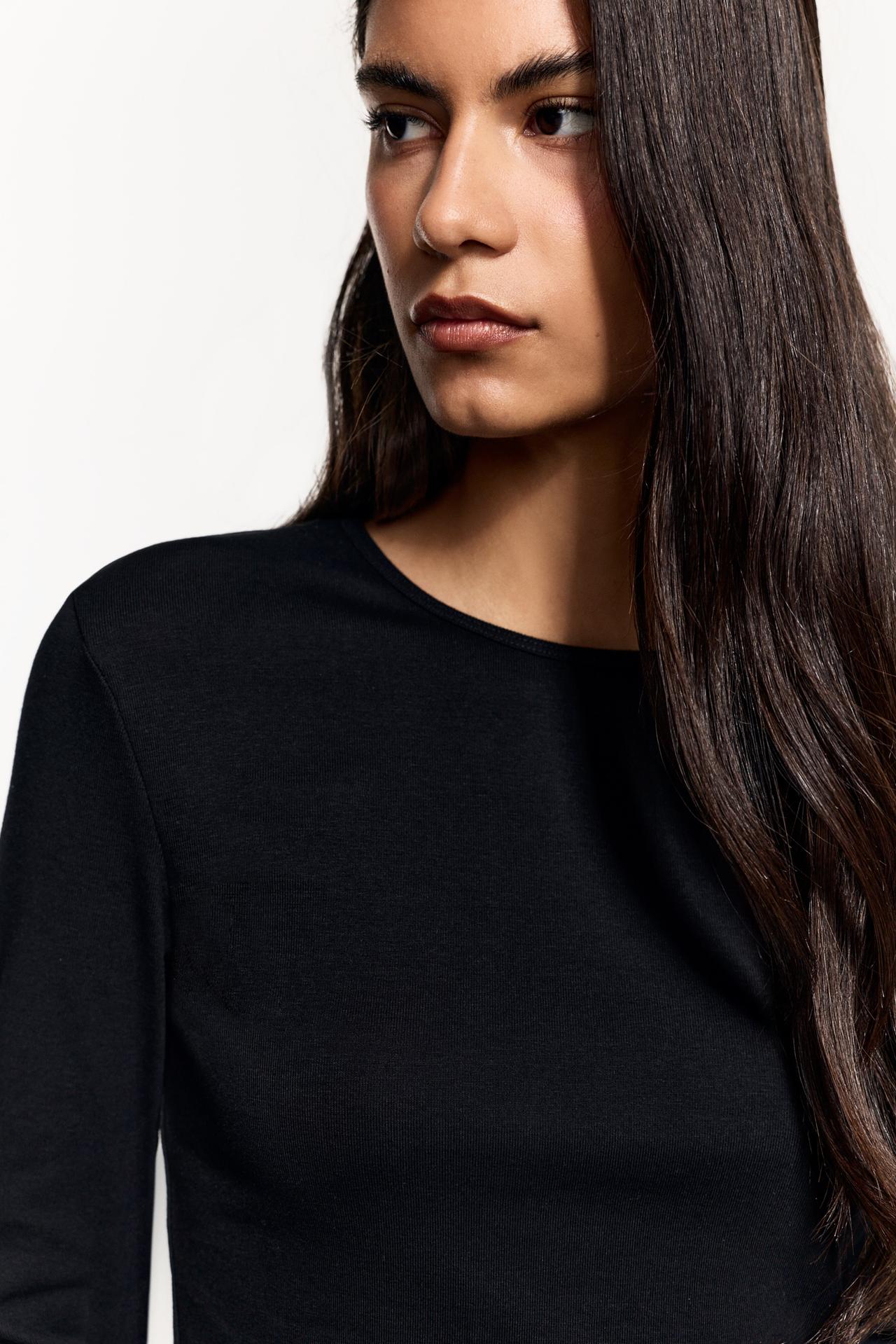 Ribbed long sleeve T-shirt — BLACK