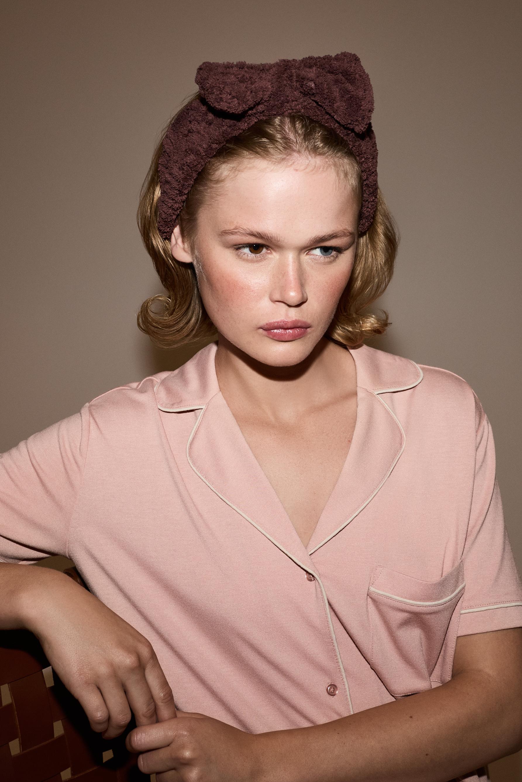 Towel-effect bow headband — BROWN