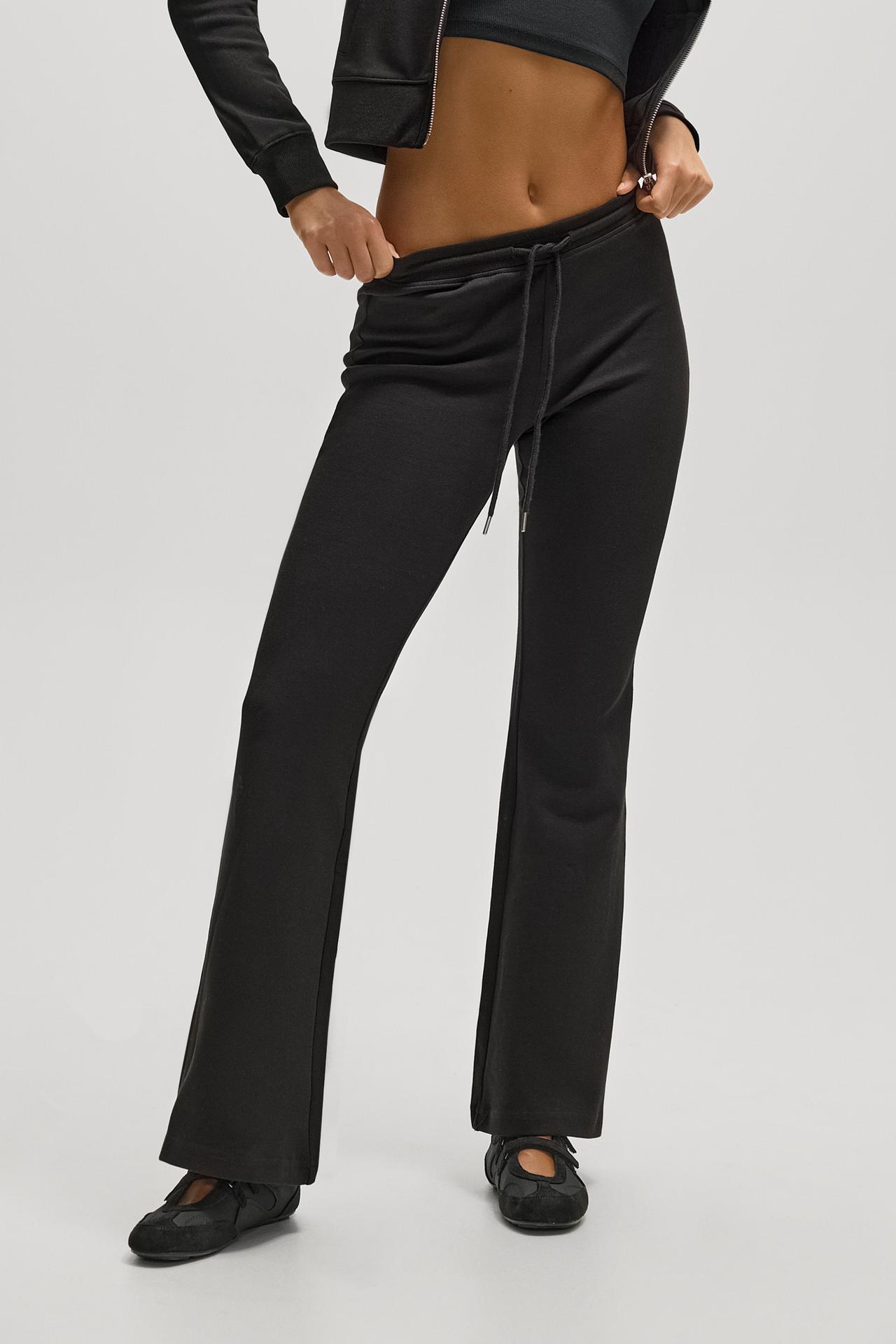 Basic interlock bell bottom trousers — BLACK