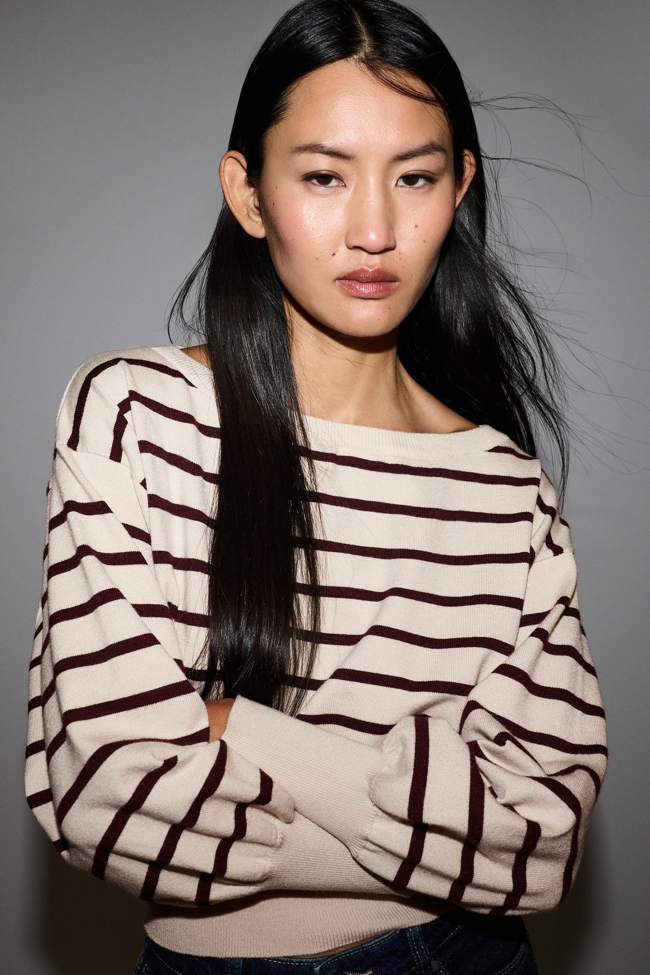 Off-the-shoulder knit sweater — ECRU/BEIGE