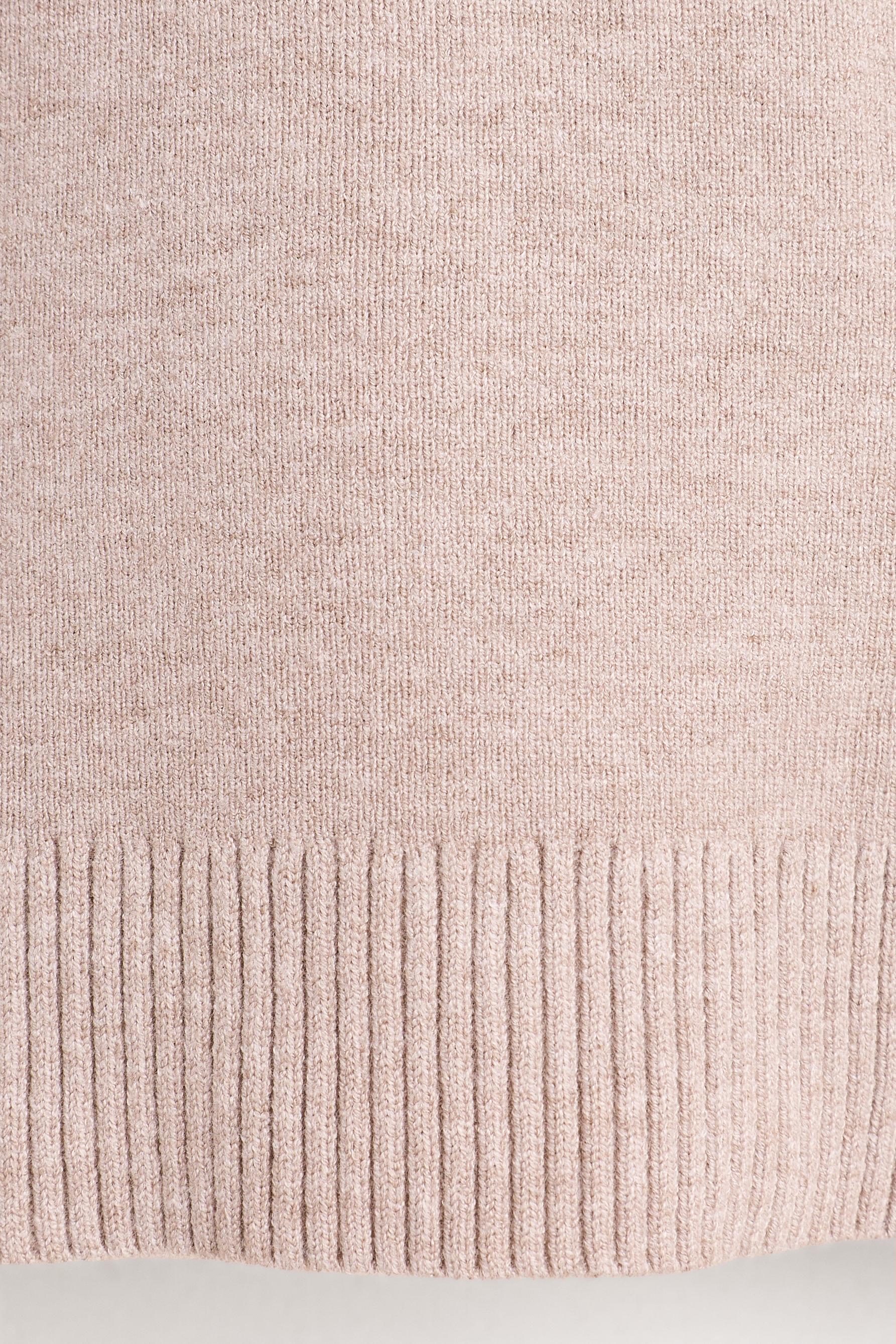 Roll neck sweater — MINK