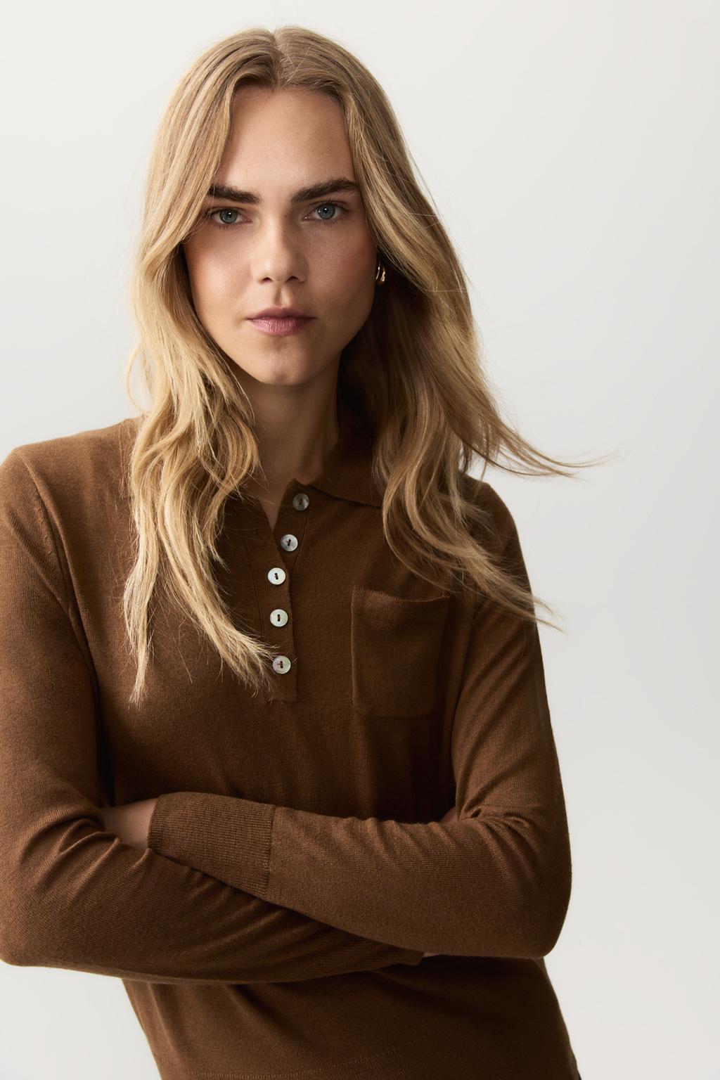 Knit polo shirt