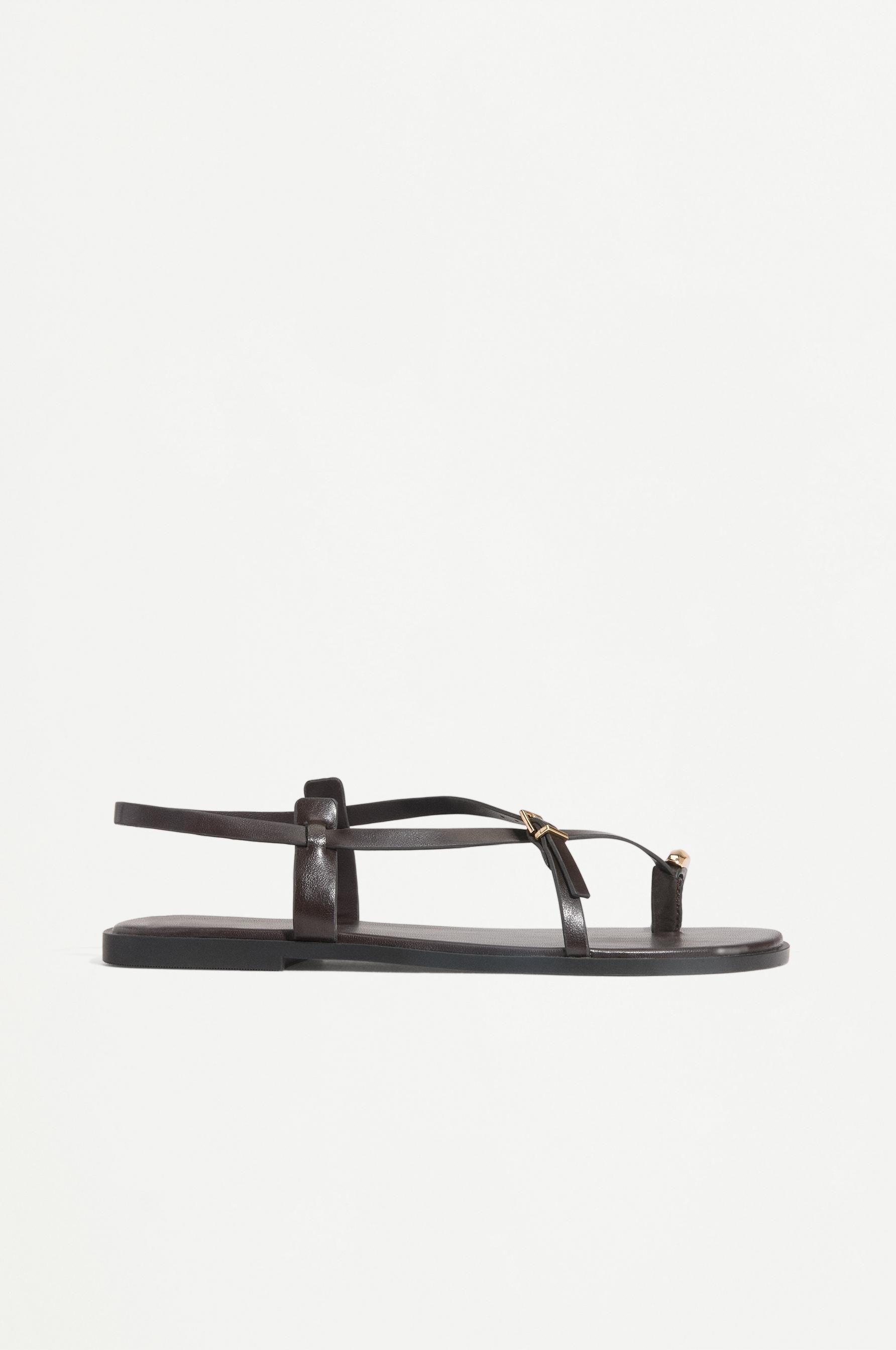 Flat slider sandal with metal detail — BROWN