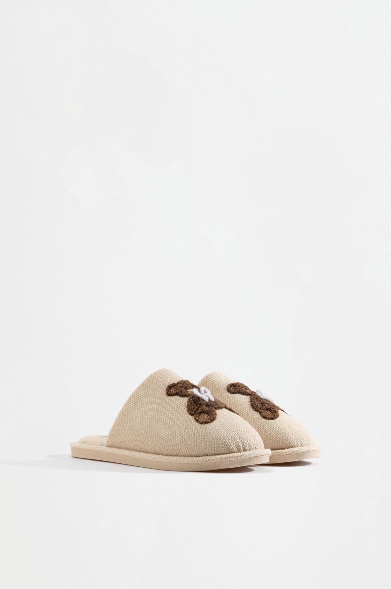 Teddy bear house slippers — ECRU