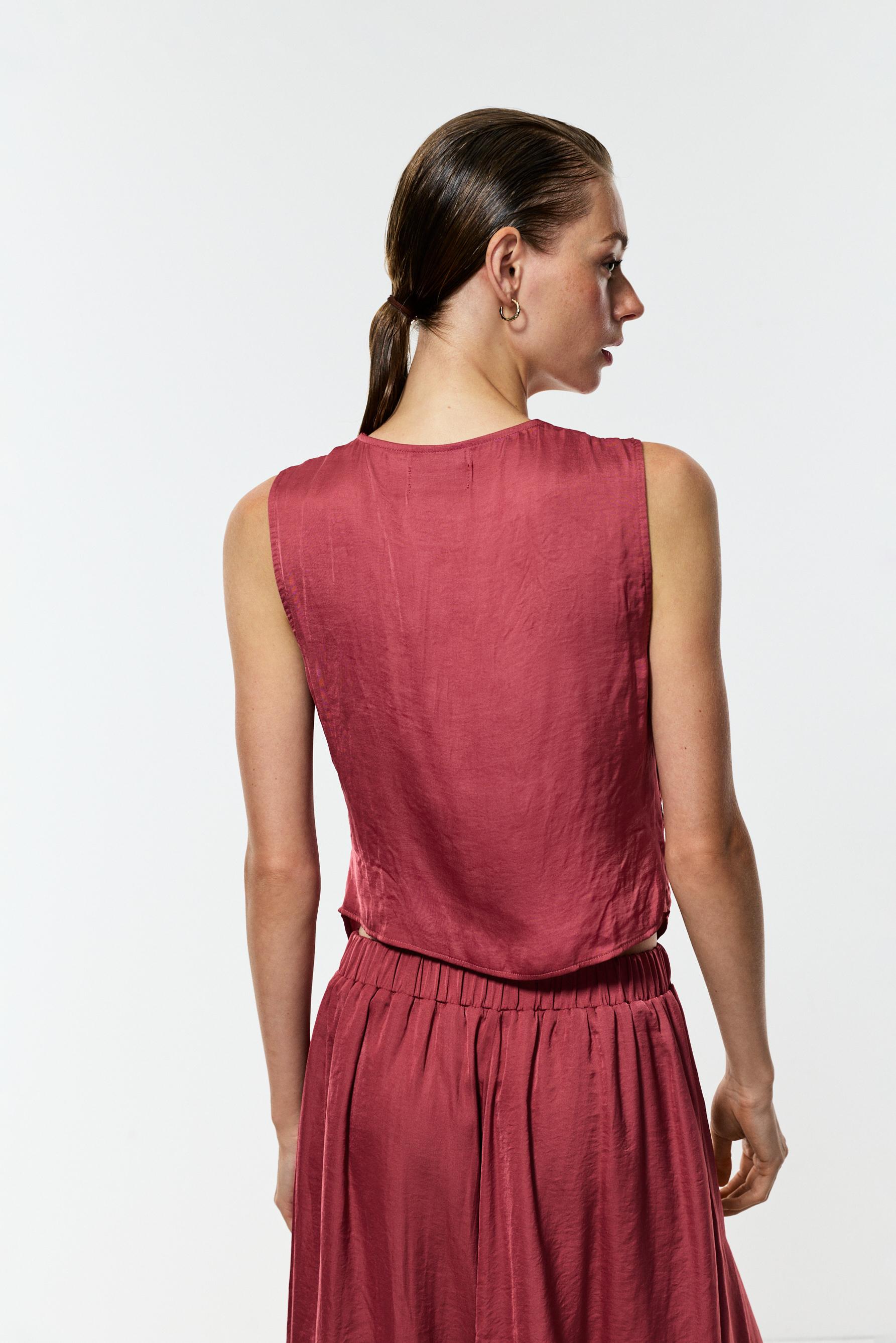Jewel satin top — MAROON