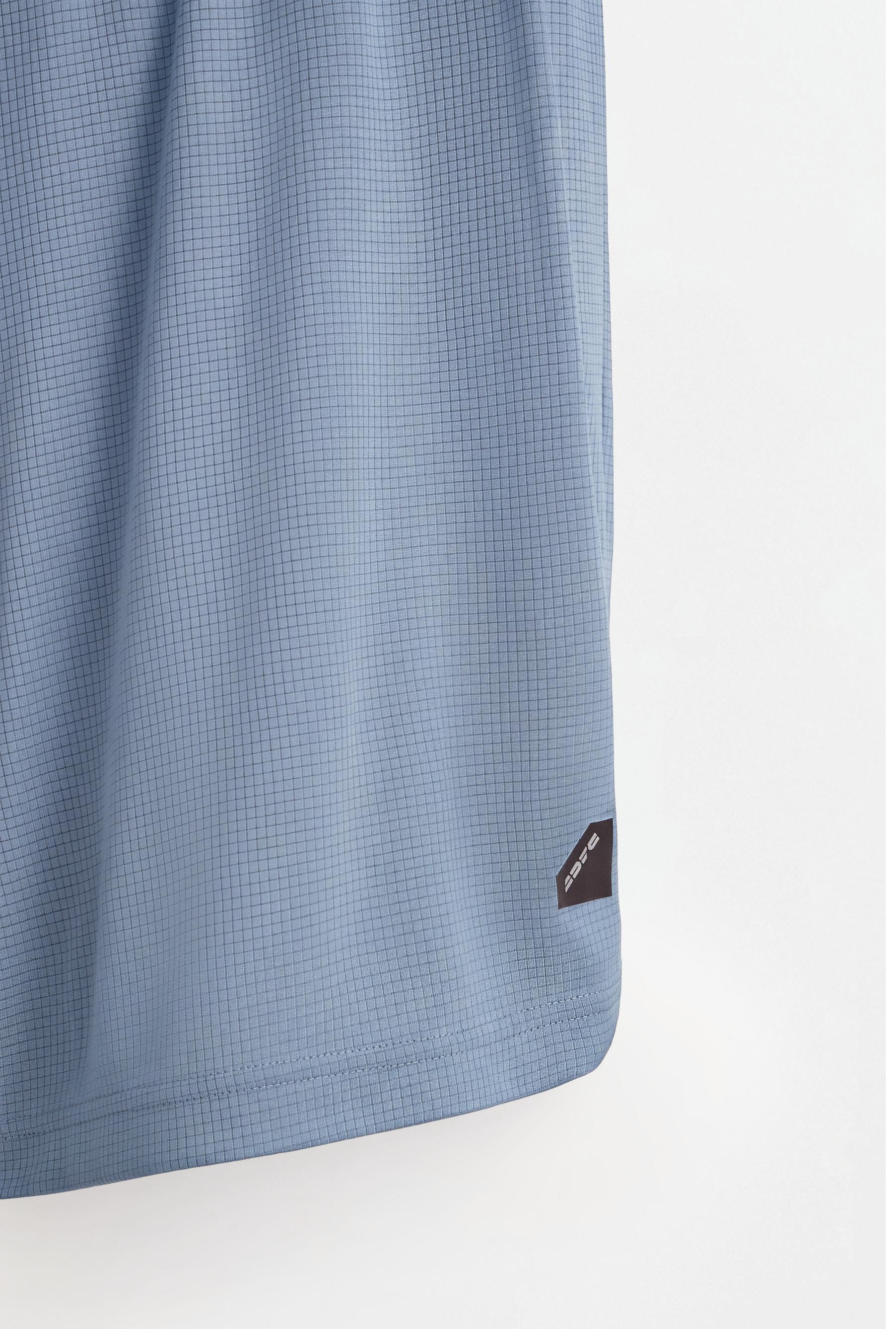 Bermuda sports shorts — STEEL BLUE