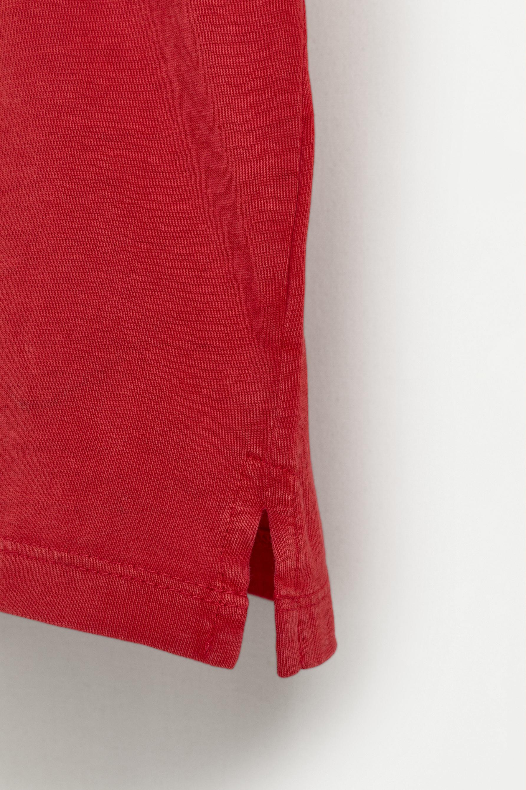 SONIC™ | SEGA raised print T-shirt — RED