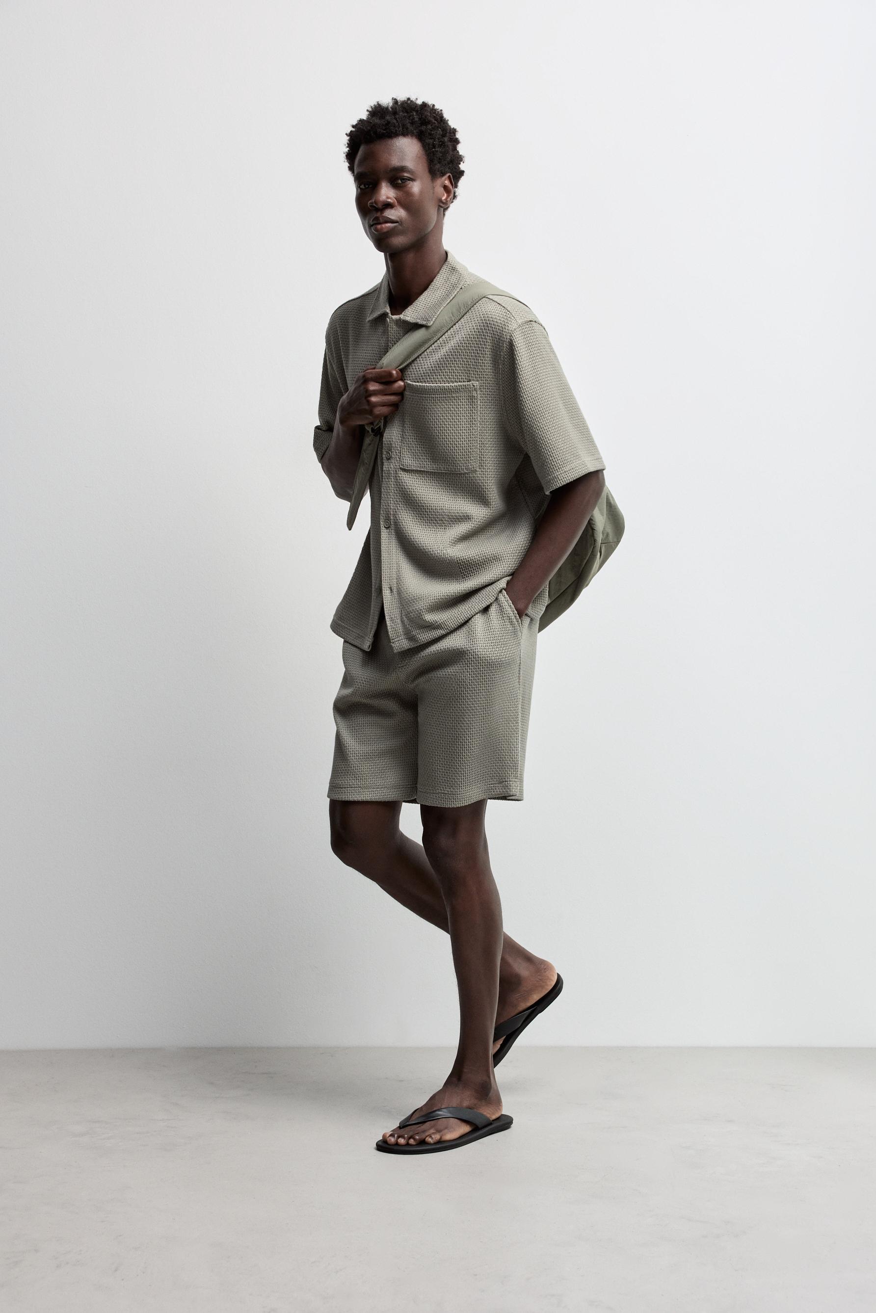 Waffle-textured Bermuda shorts — PALE GREEN