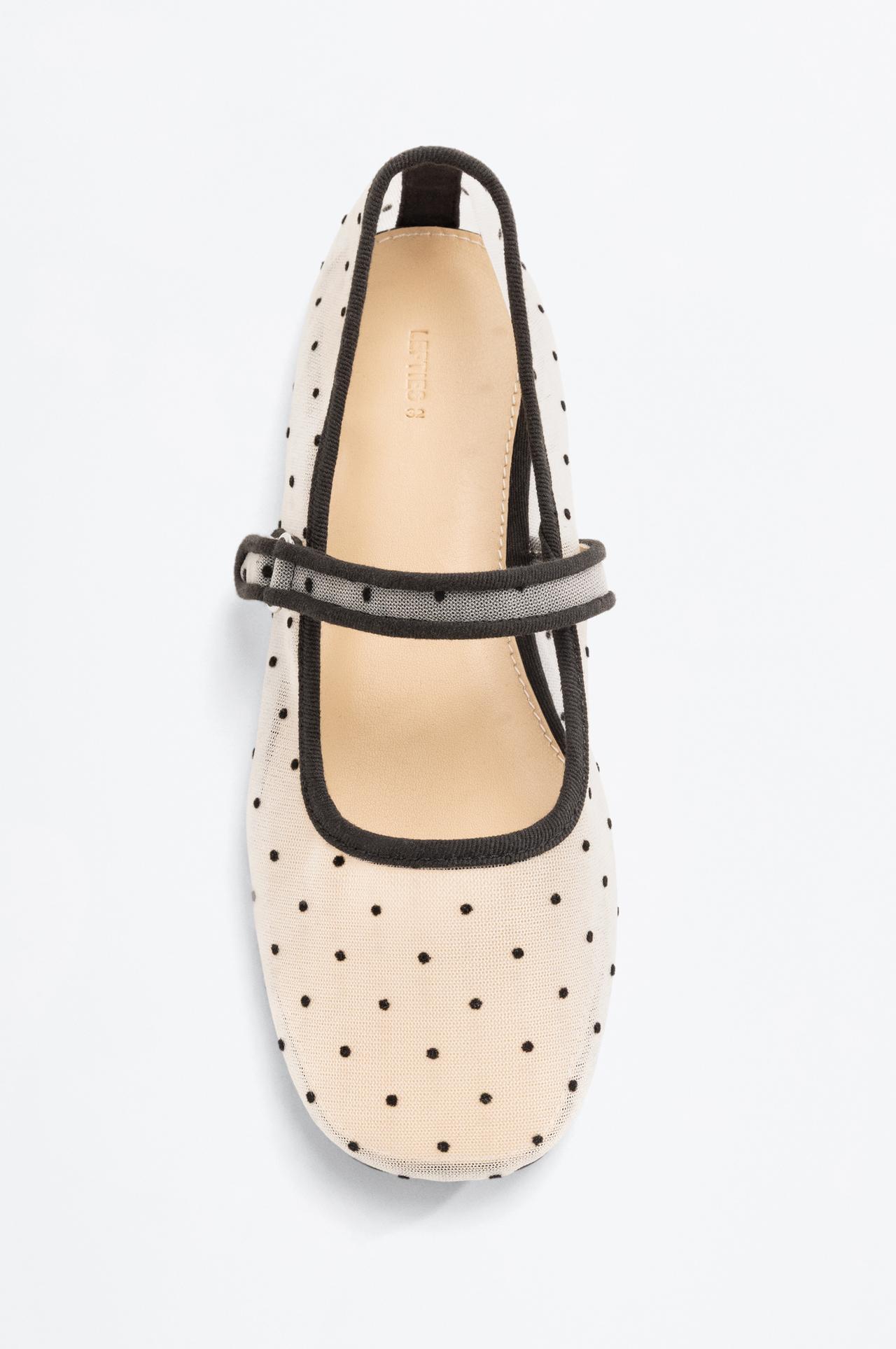 POLKA DOT BALLET FLATS — WHITE
