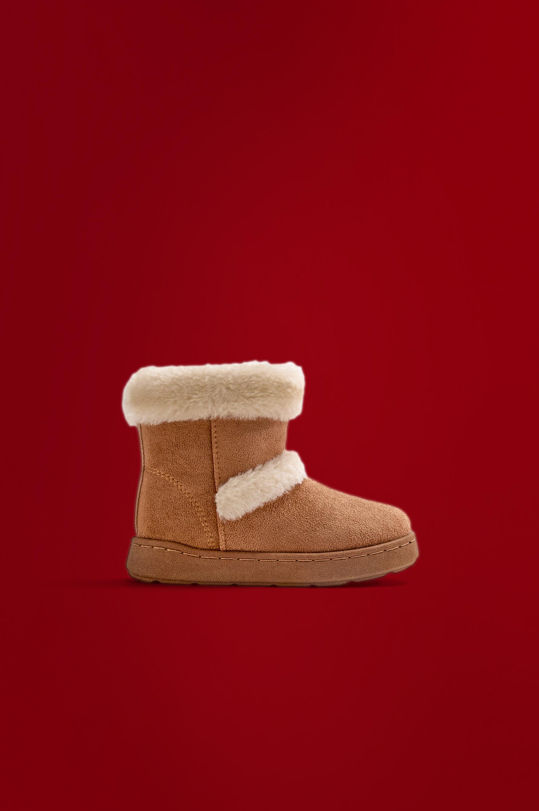 Knee-high fur boots — LEATHER